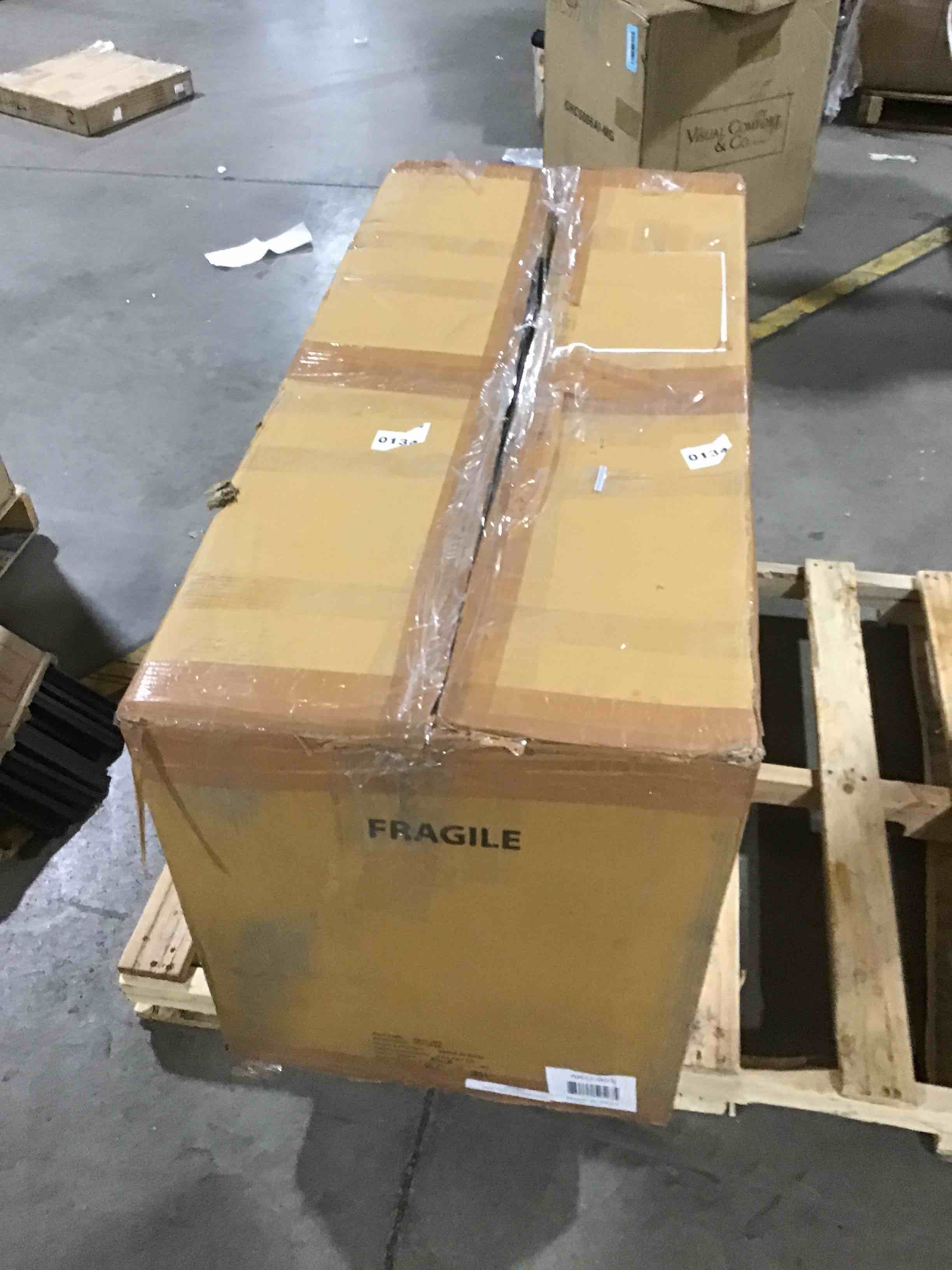 https://s3.amazonaws.com/lotting-images-prod/bidfta/BLU5607528_1700488886186.jpeg