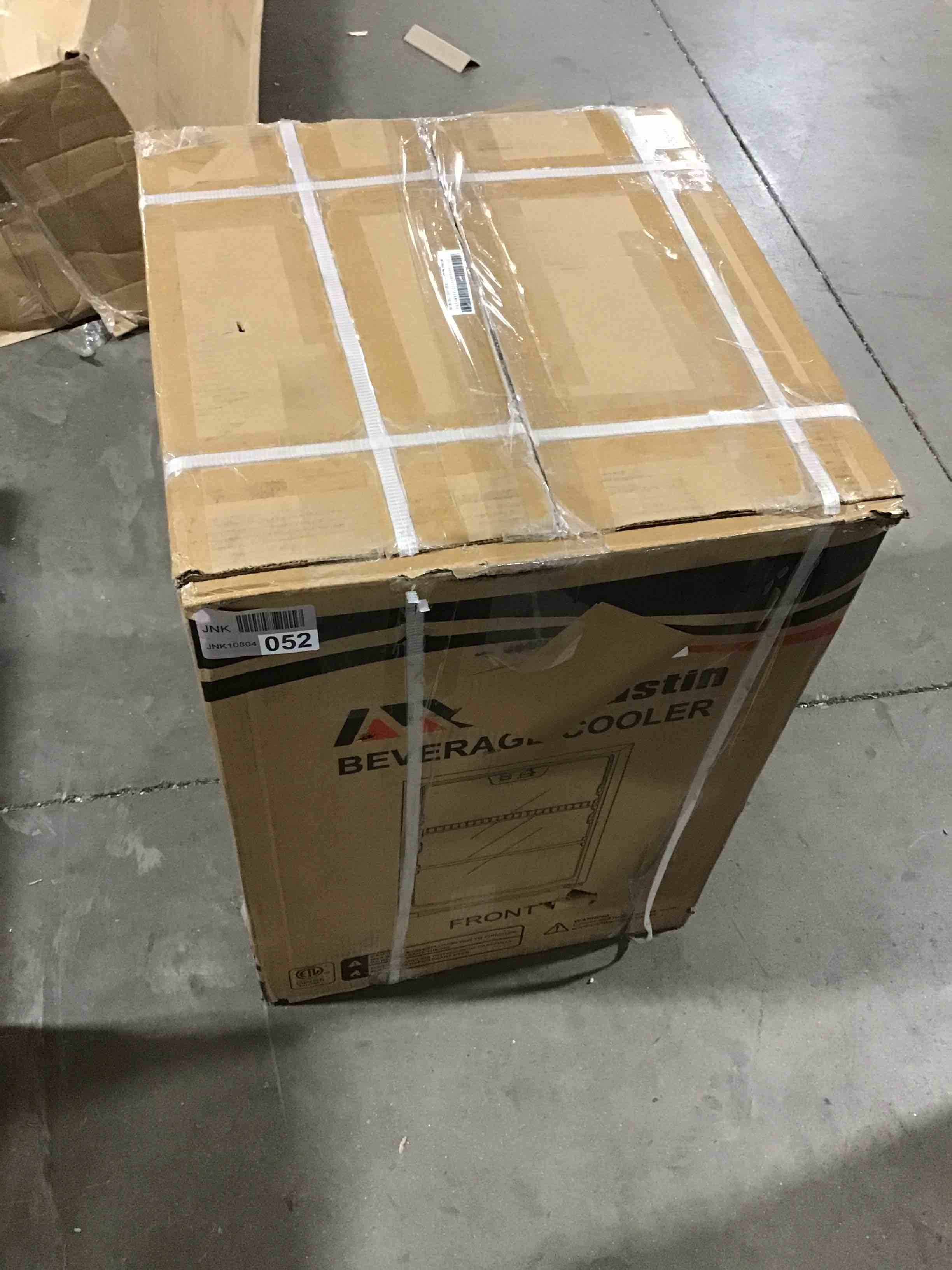 https://s3.amazonaws.com/lotting-images-prod/bidfta/BLU5608890_1701982415670.jpeg