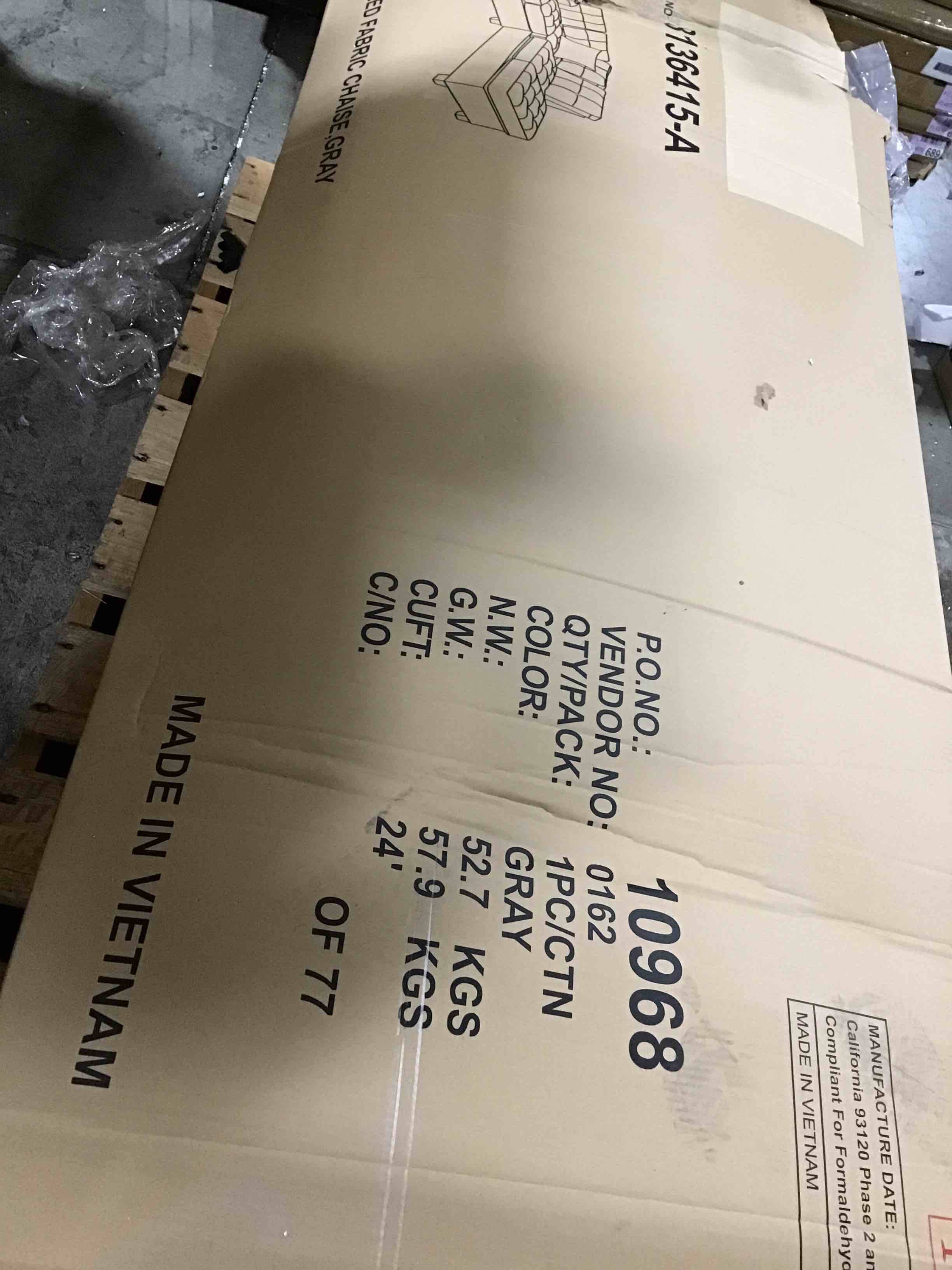 https://s3.amazonaws.com/lotting-images-prod/bidfta/BLU5609980_1702386649934.jpeg