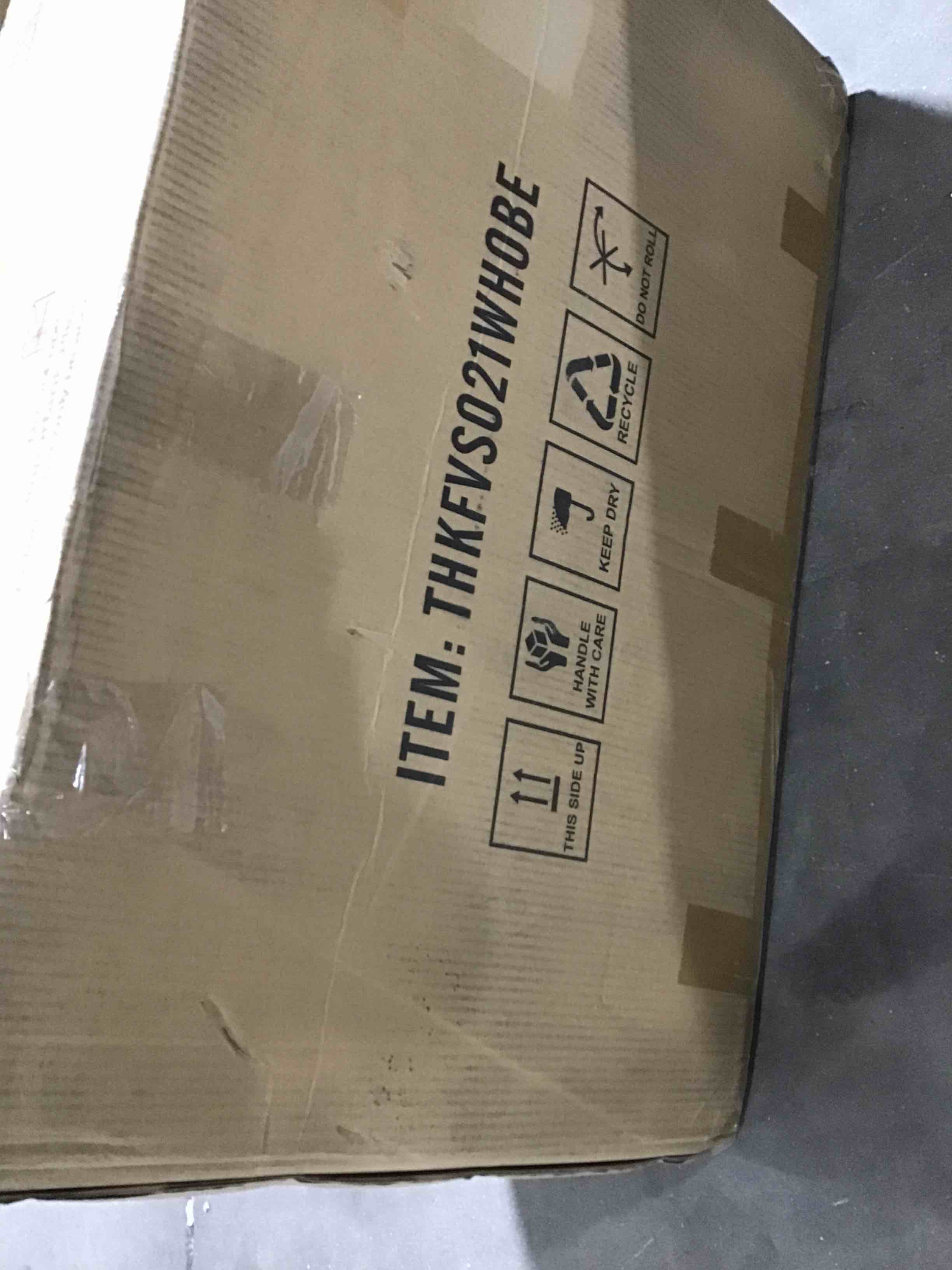 https://s3.amazonaws.com/lotting-images-prod/bidfta/BLU5610219_1702571379526.jpeg