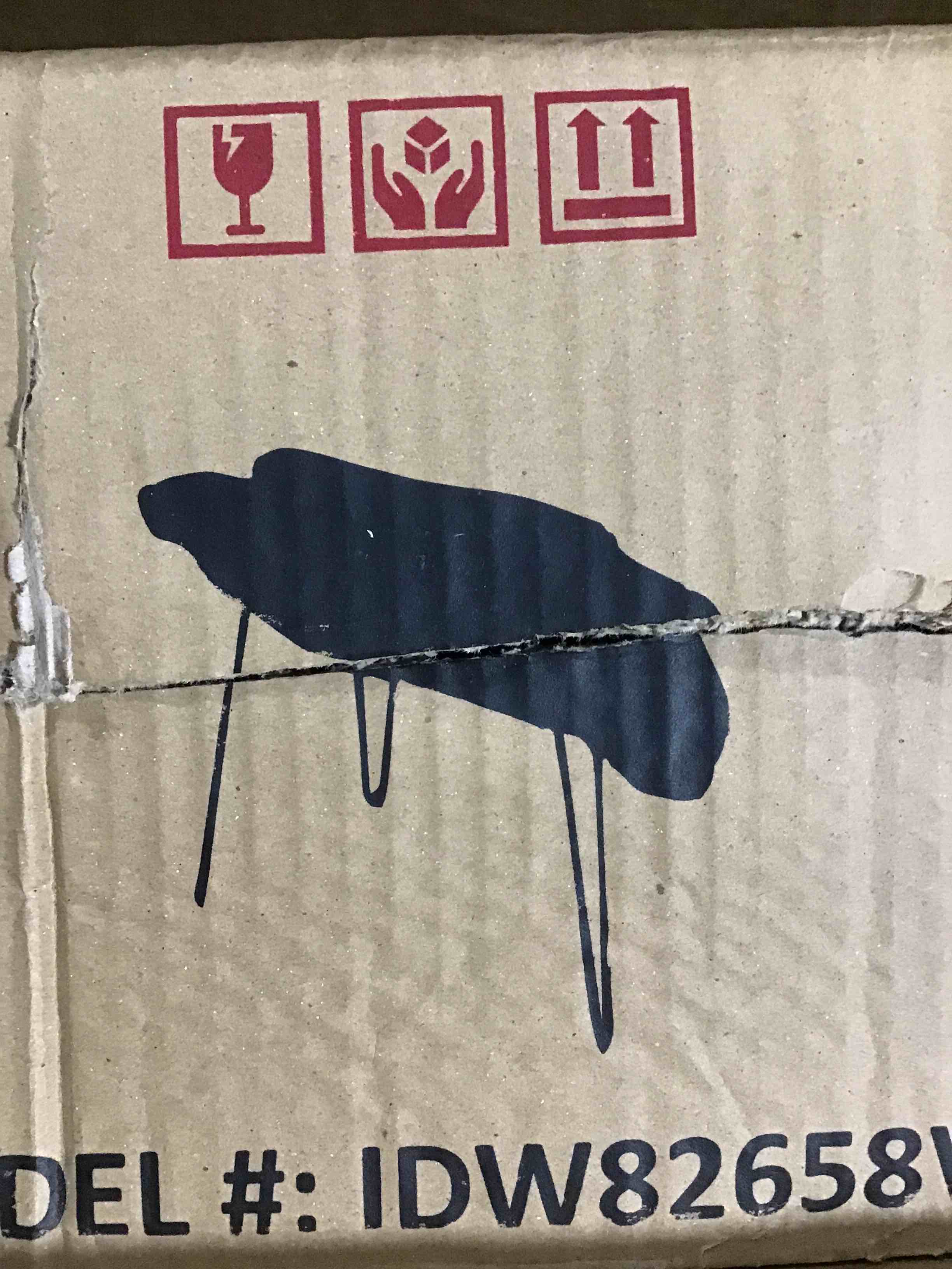https://s3.amazonaws.com/lotting-images-prod/bidfta/BLU5610222_1702570701705.jpeg