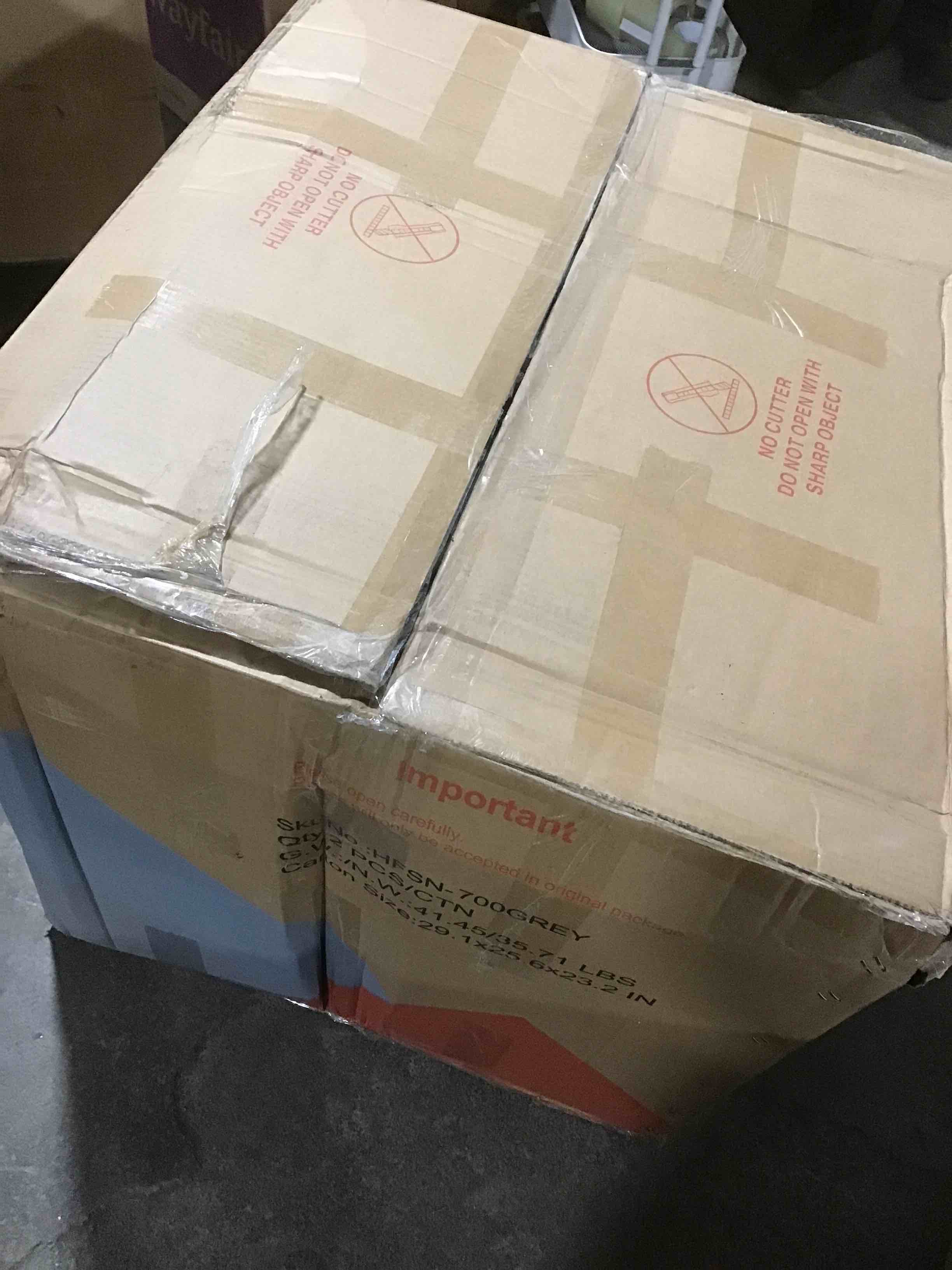 https://s3.amazonaws.com/lotting-images-prod/bidfta/BLU5610744_1701101379174.jpeg