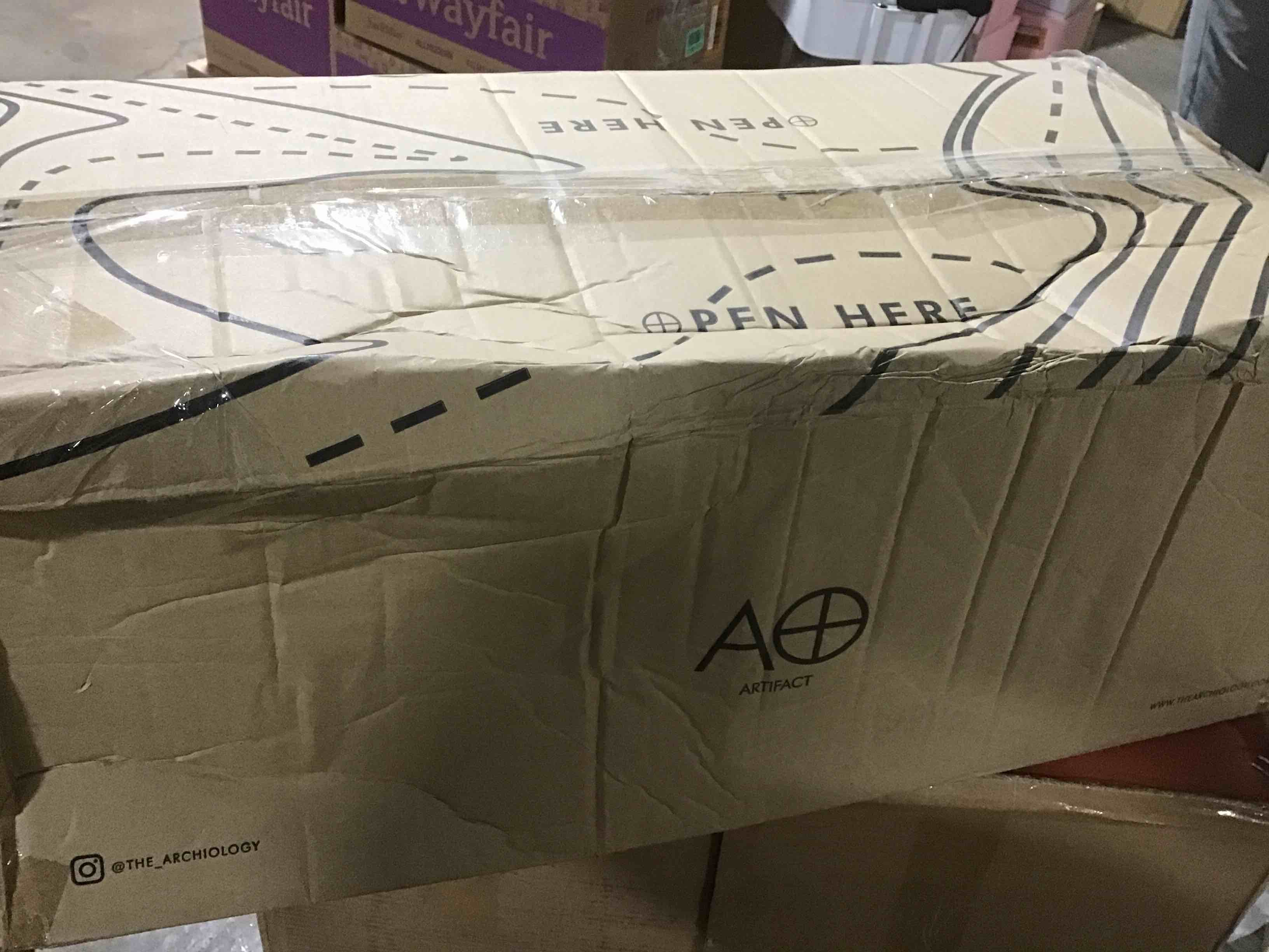 https://s3.amazonaws.com/lotting-images-prod/bidfta/BLU5610745_1701100995637.jpeg