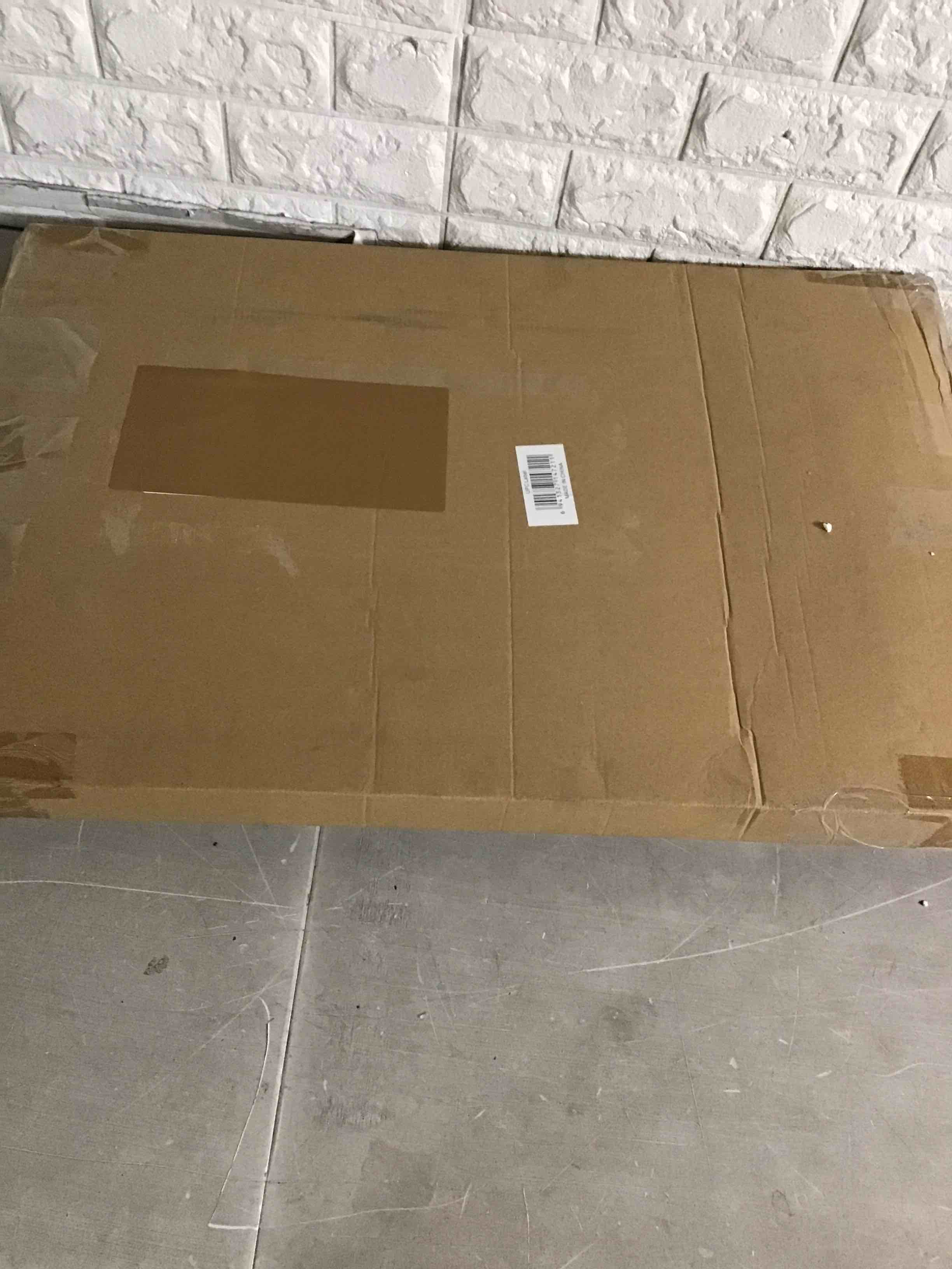 https://s3.amazonaws.com/lotting-images-prod/bidfta/BLU5611239_1701786661913.jpeg