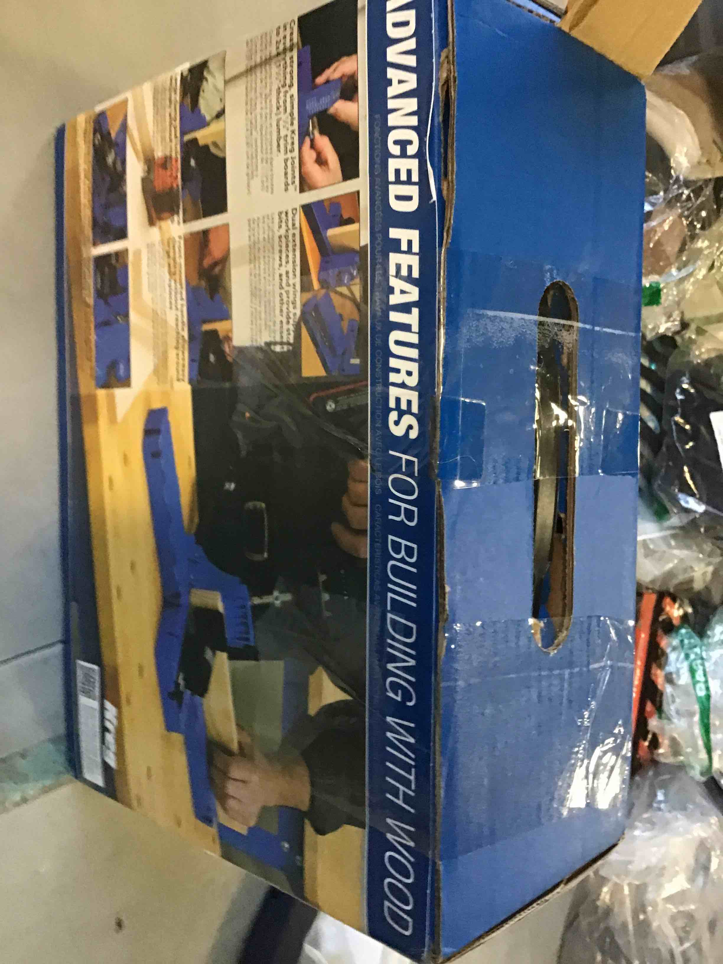 https://s3.amazonaws.com/lotting-images-prod/bidfta/BLU5613075_1696335268373.jpeg