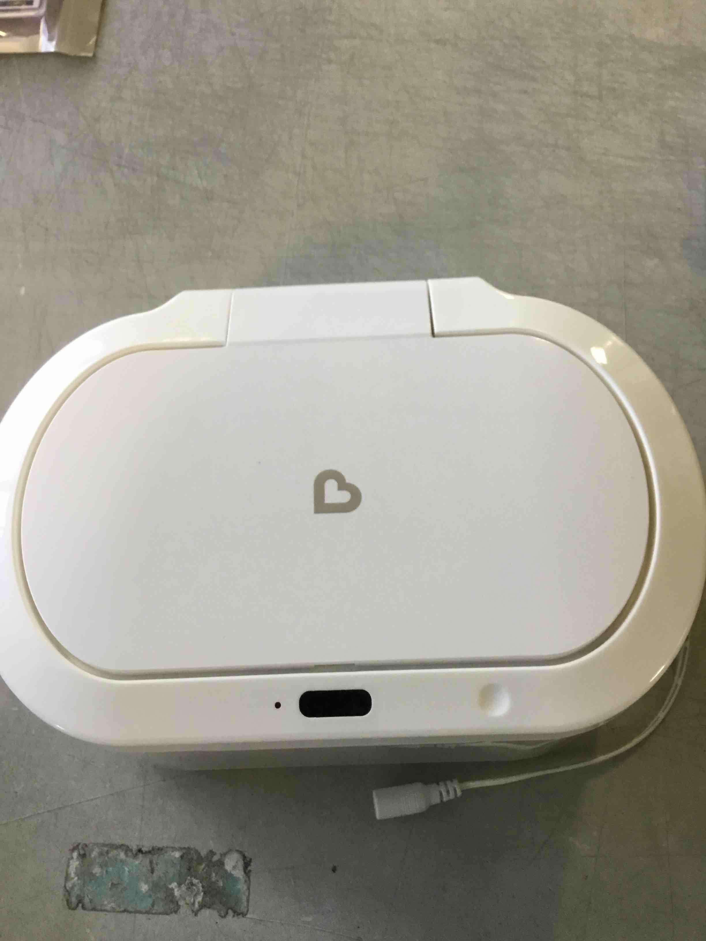 https://s3.amazonaws.com/lotting-images-prod/bidfta/BLU5613180_1696441609840.jpeg