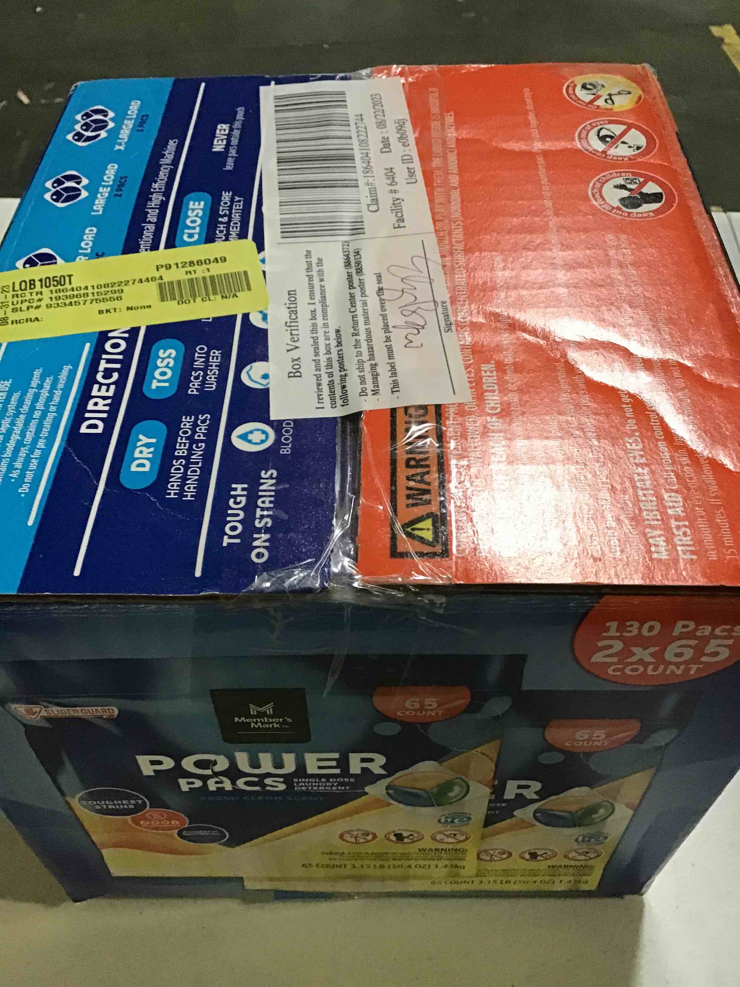https://s3.amazonaws.com/lotting-images-prod/bidfta/BLU5613791_1696945920362.jpeg