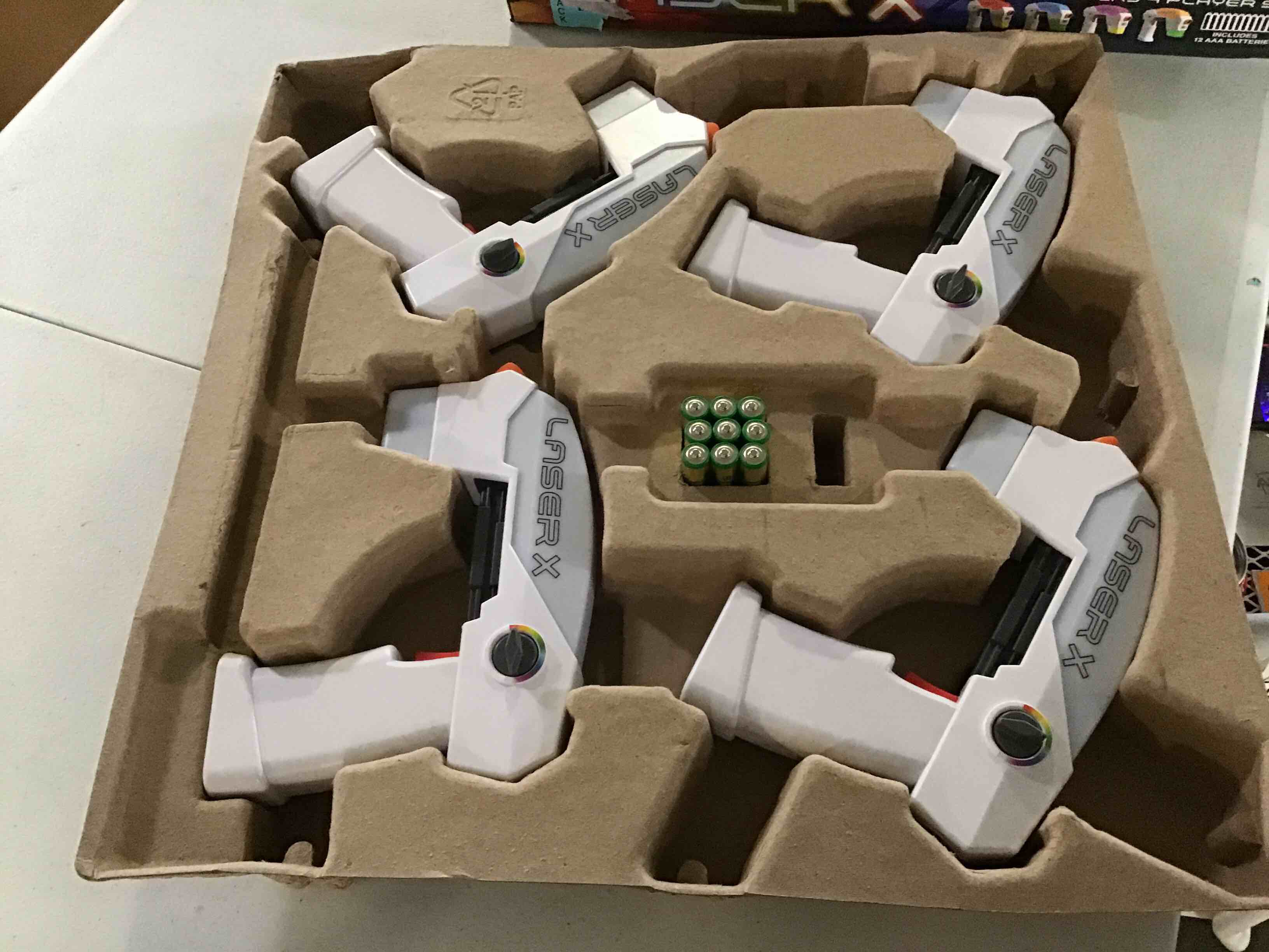 https://s3.amazonaws.com/lotting-images-prod/bidfta/BLU5613837_1696960105975.jpeg