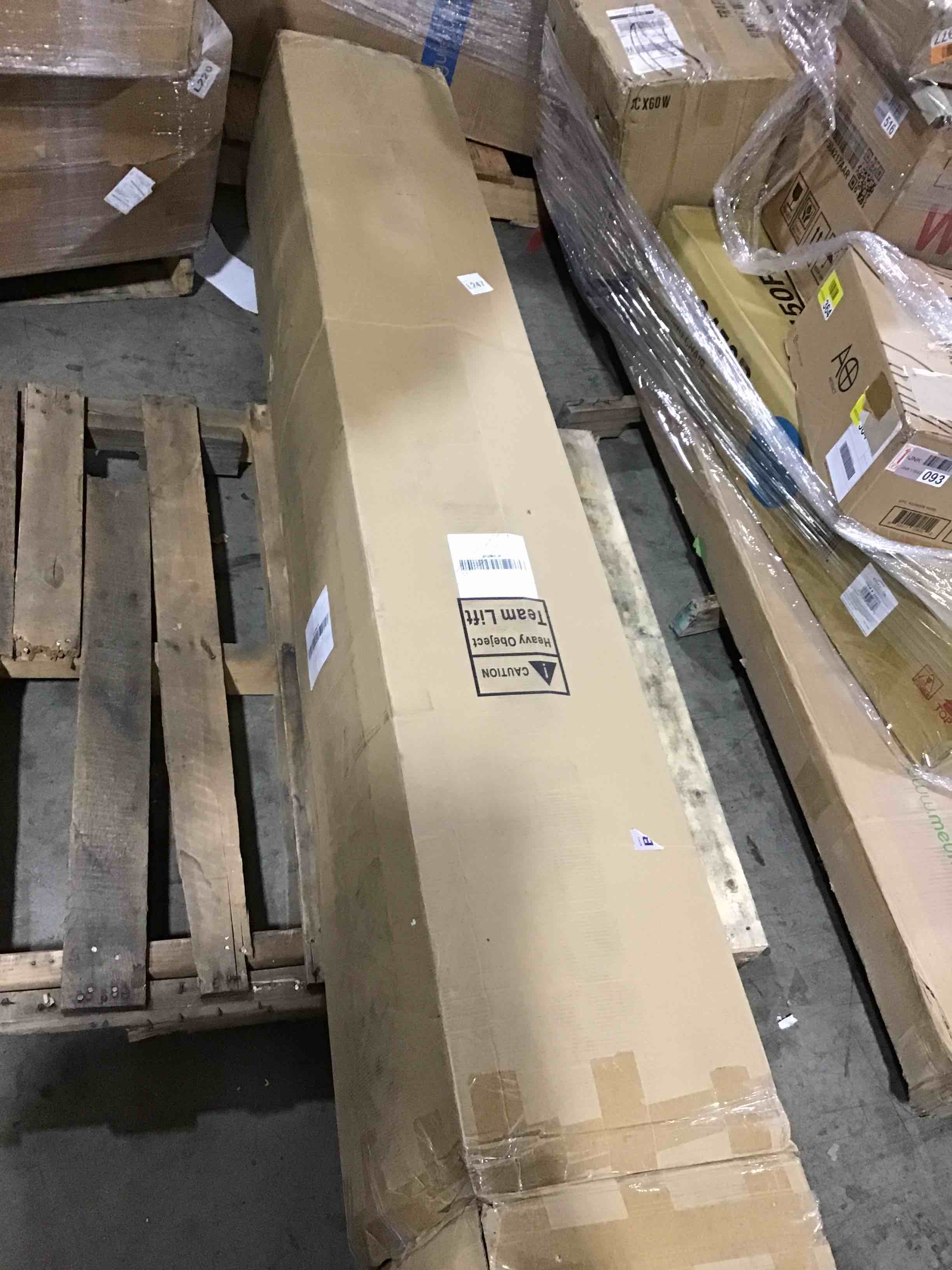 https://s3.amazonaws.com/lotting-images-prod/bidfta/BLU5614447_1697550928225.jpeg