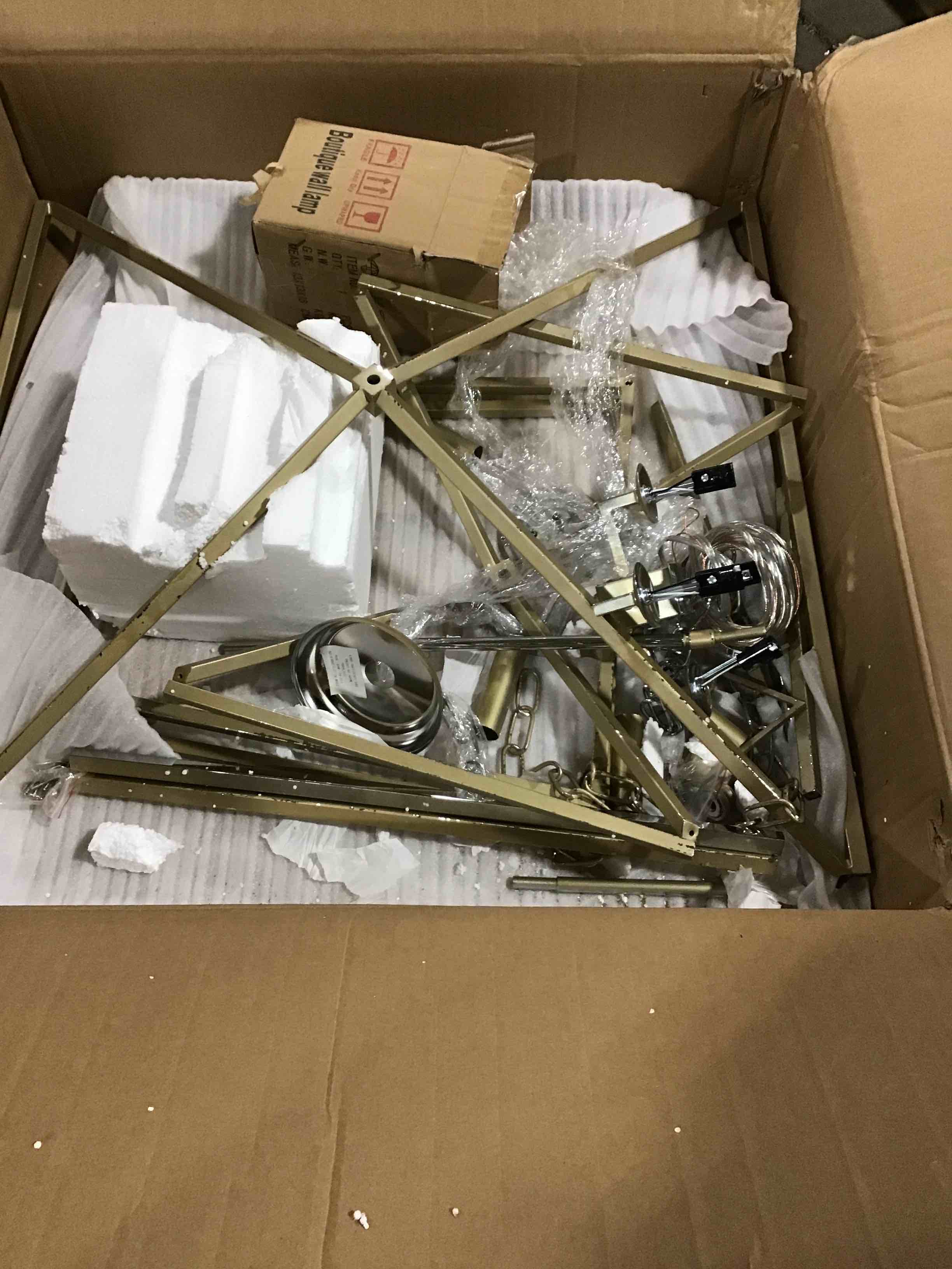 https://s3.amazonaws.com/lotting-images-prod/bidfta/BLU5614448_1697550592556.jpeg