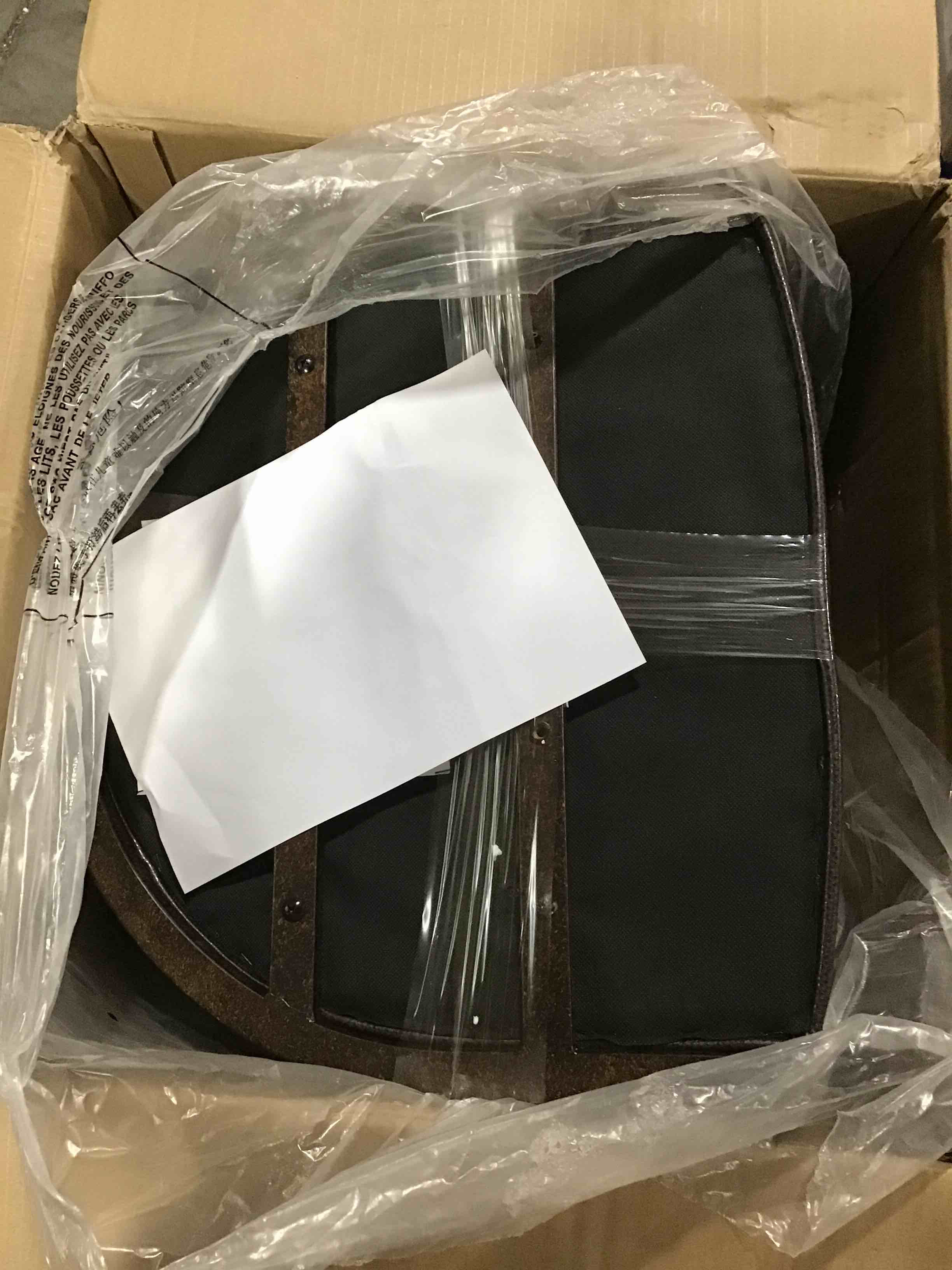 https://s3.amazonaws.com/lotting-images-prod/bidfta/BLU5614494_1697562711091.jpeg