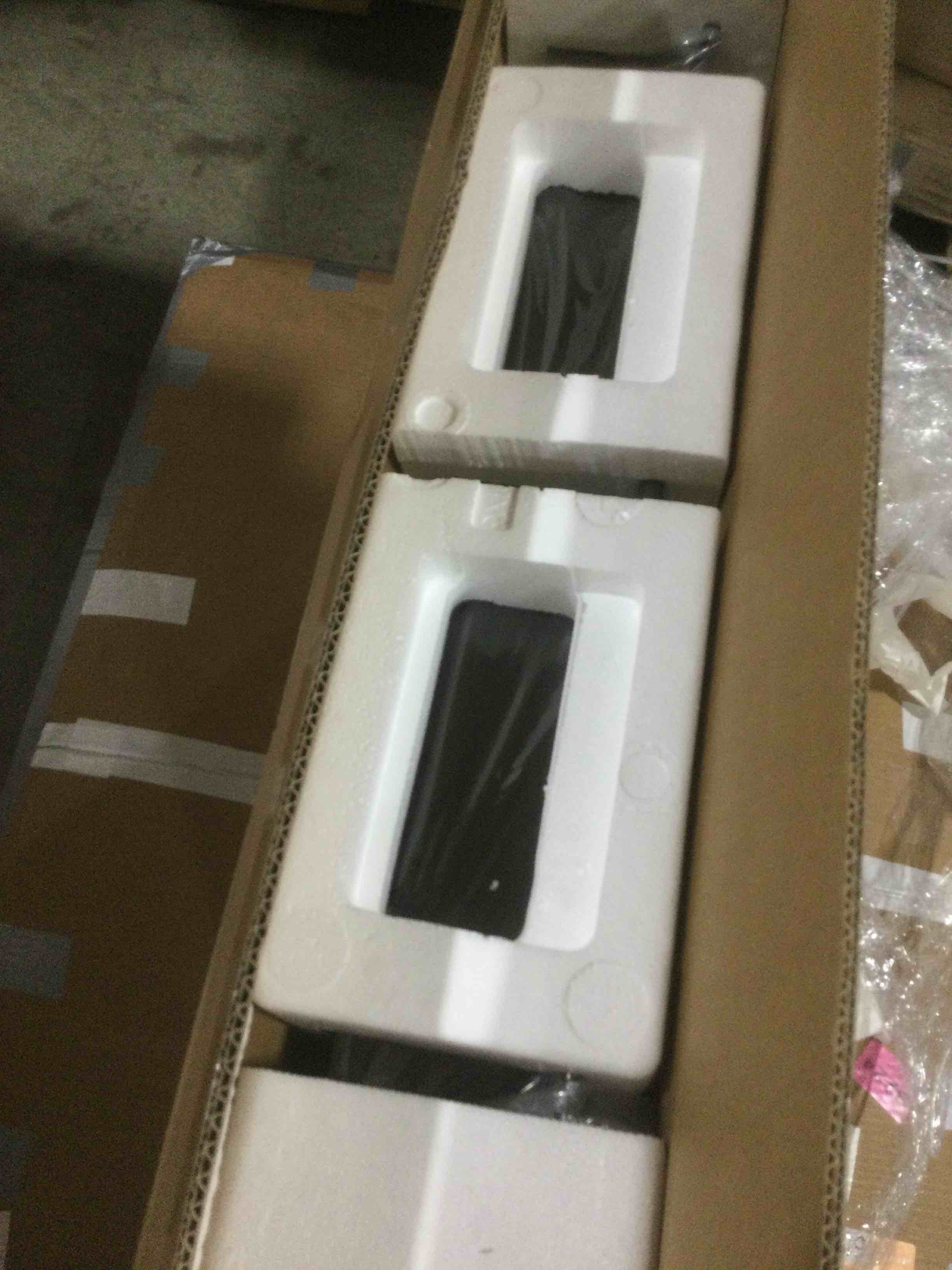 https://s3.amazonaws.com/lotting-images-prod/bidfta/BLU5614512_1697562551496.jpeg