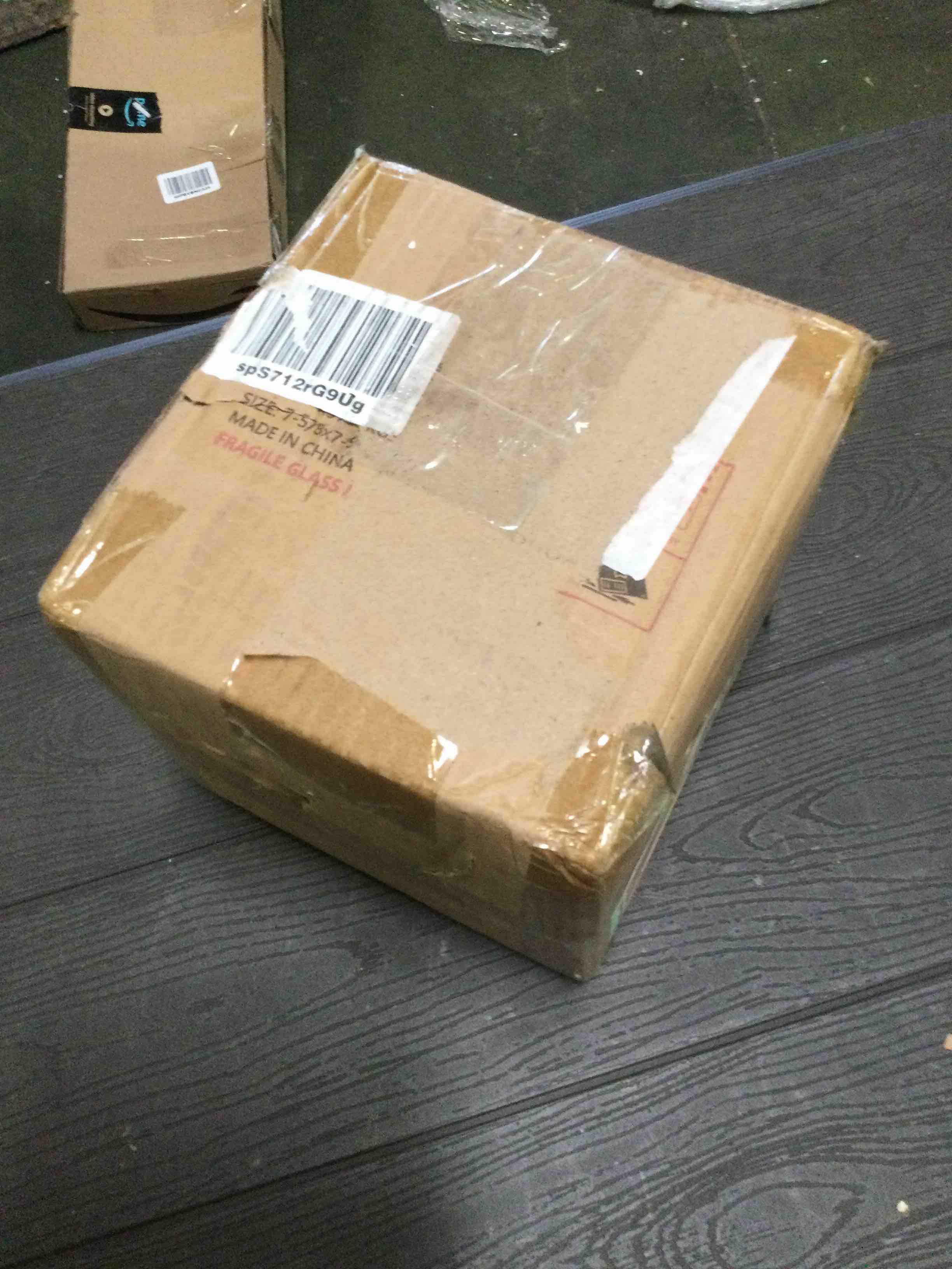 https://s3.amazonaws.com/lotting-images-prod/bidfta/BLU5617262_1696361435136.jpeg