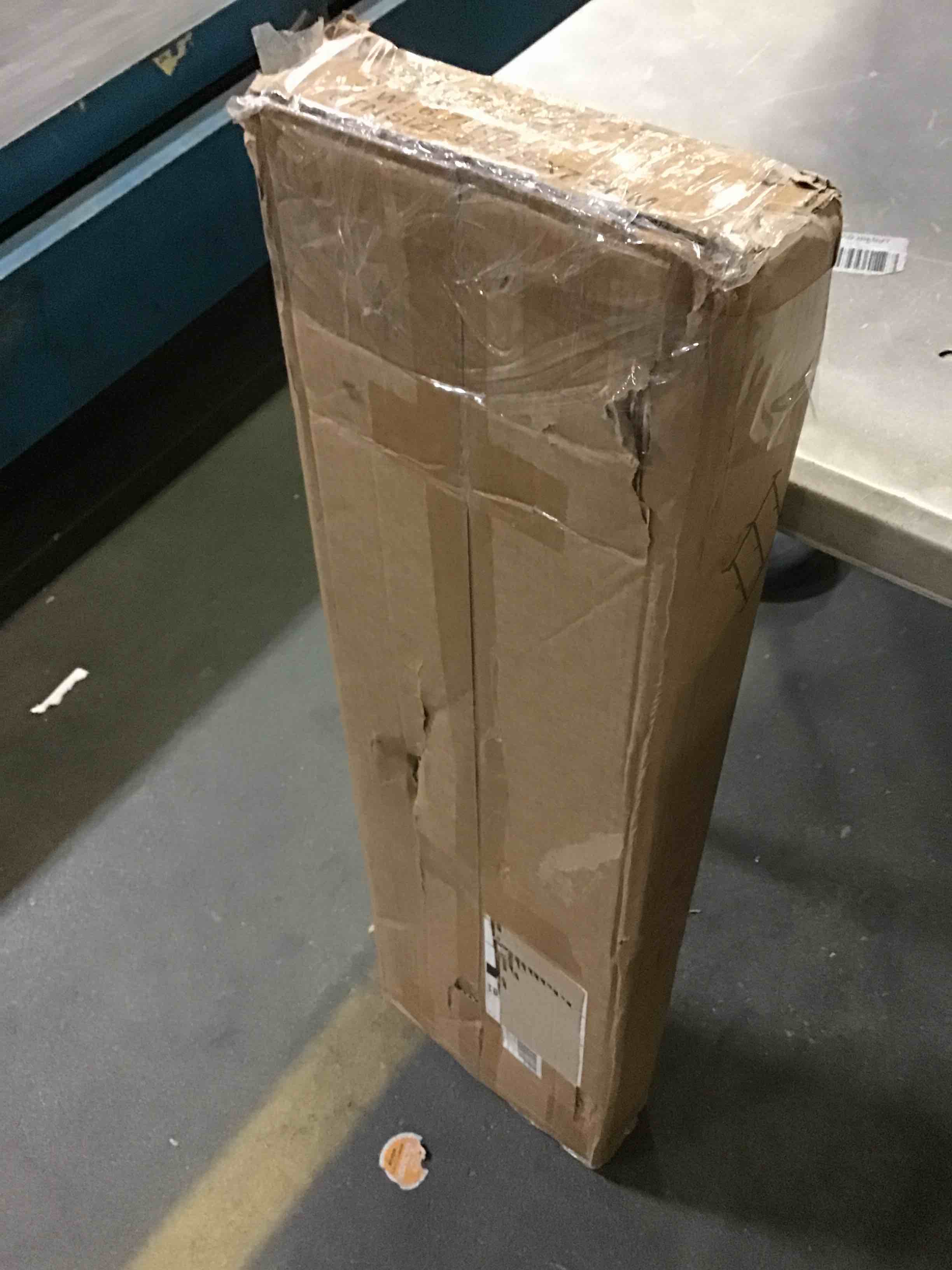 https://s3.amazonaws.com/lotting-images-prod/bidfta/BLU5618271_1695986352742.jpeg