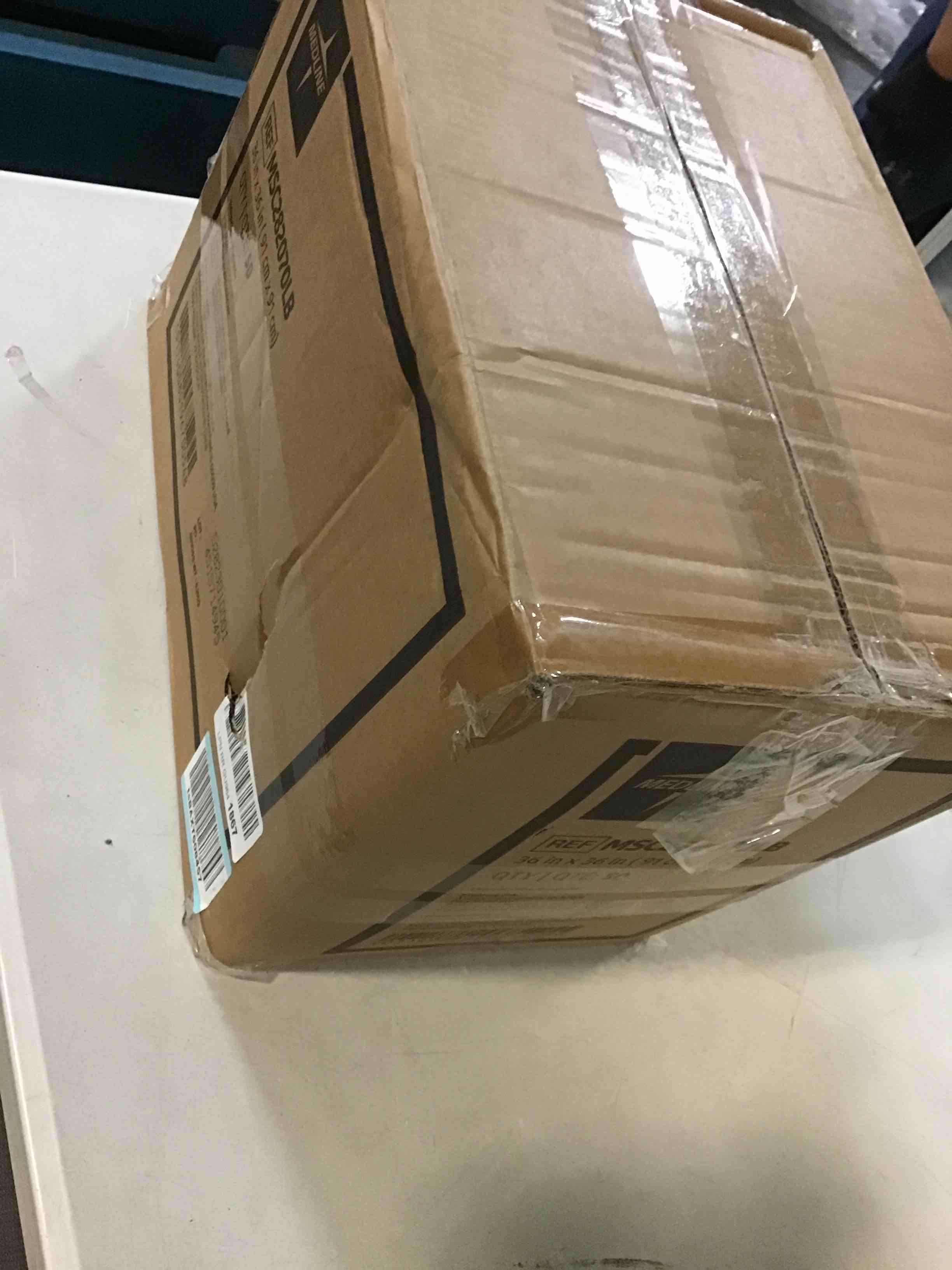 https://s3.amazonaws.com/lotting-images-prod/bidfta/BLU5619103_1696507980418.jpeg