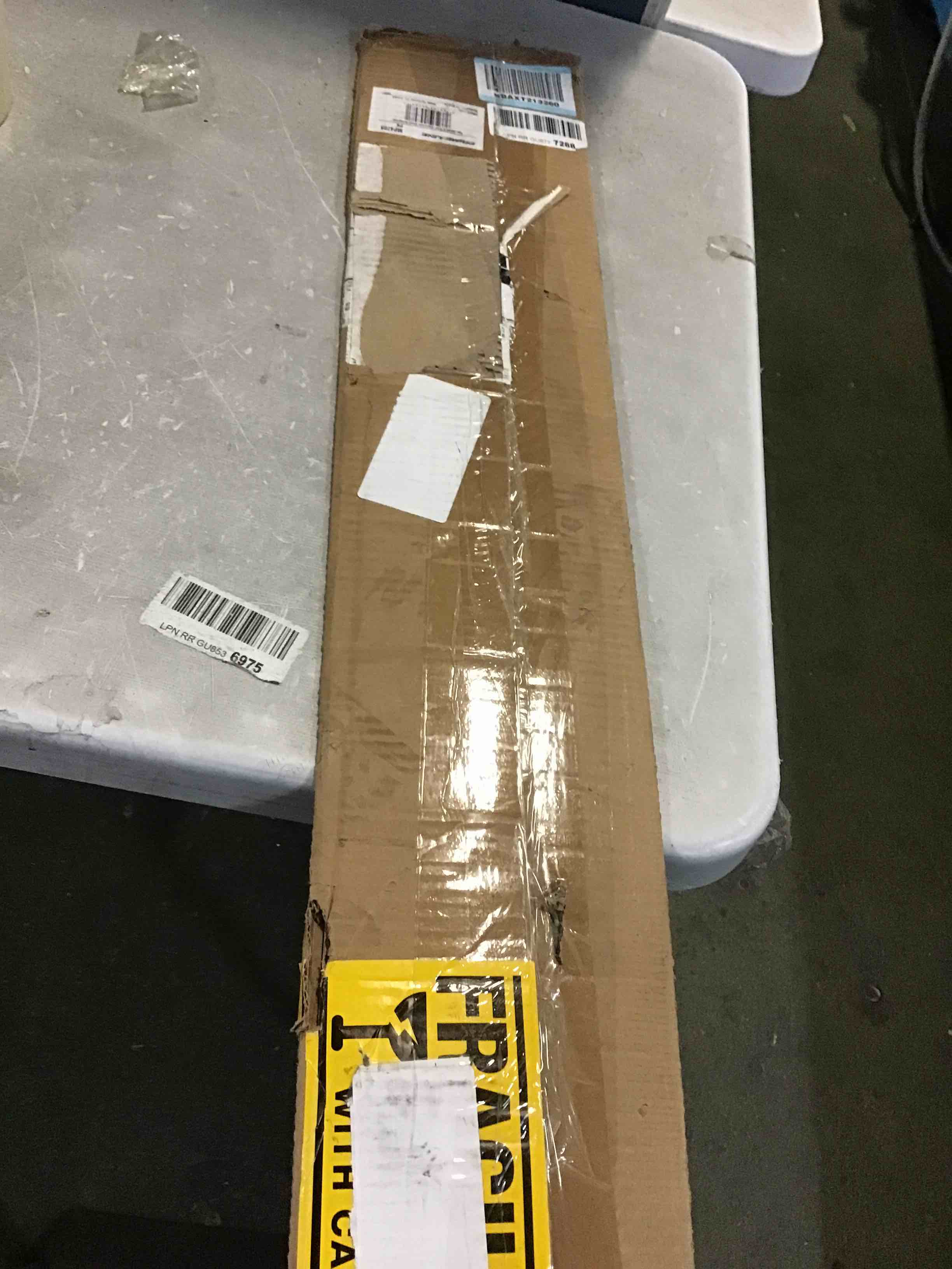 https://s3.amazonaws.com/lotting-images-prod/bidfta/BLU5619364_1696605323667.jpeg
