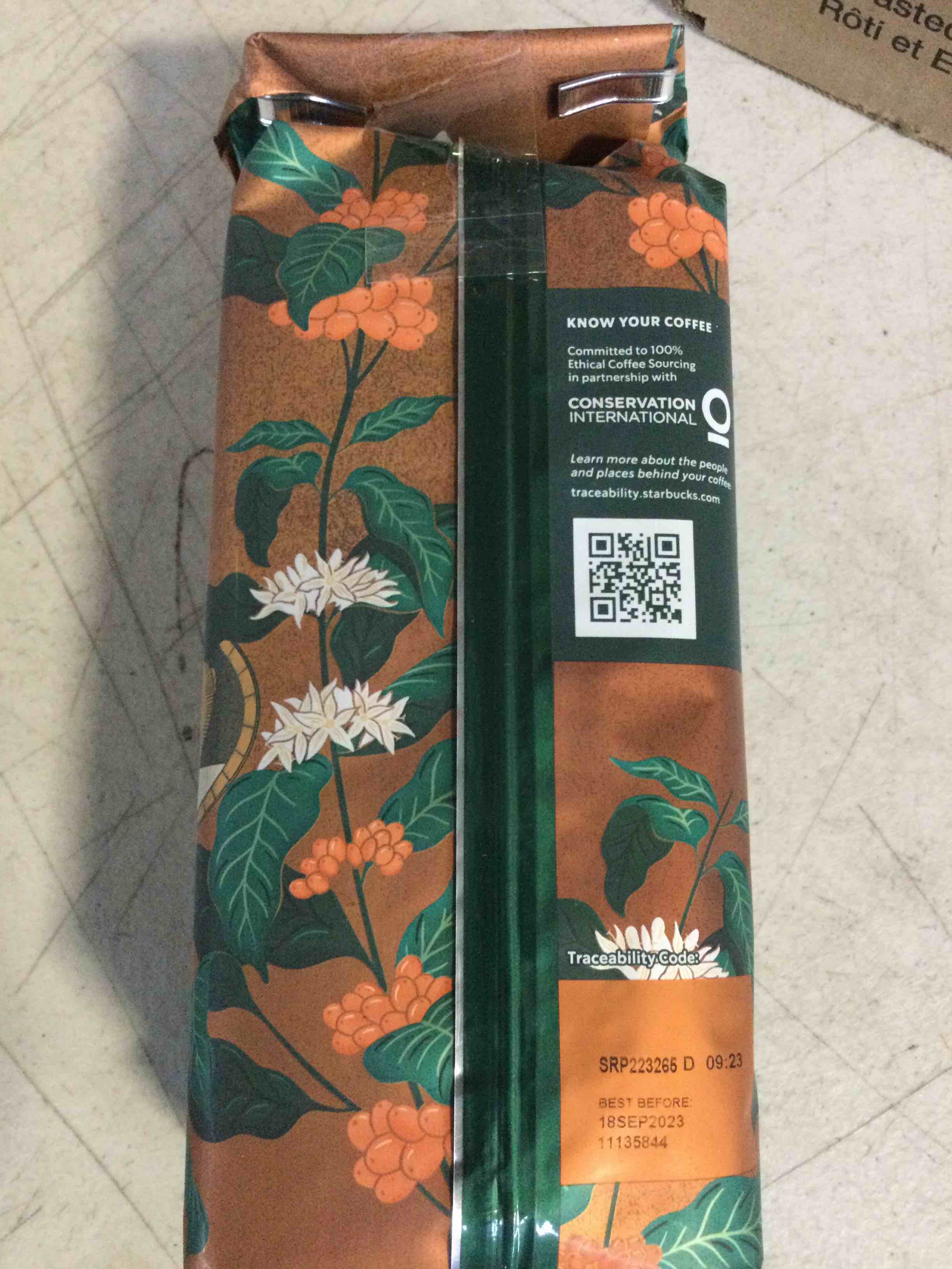 https://s3.amazonaws.com/lotting-images-prod/bidfta/BLU5619951_1695905305627.jpeg