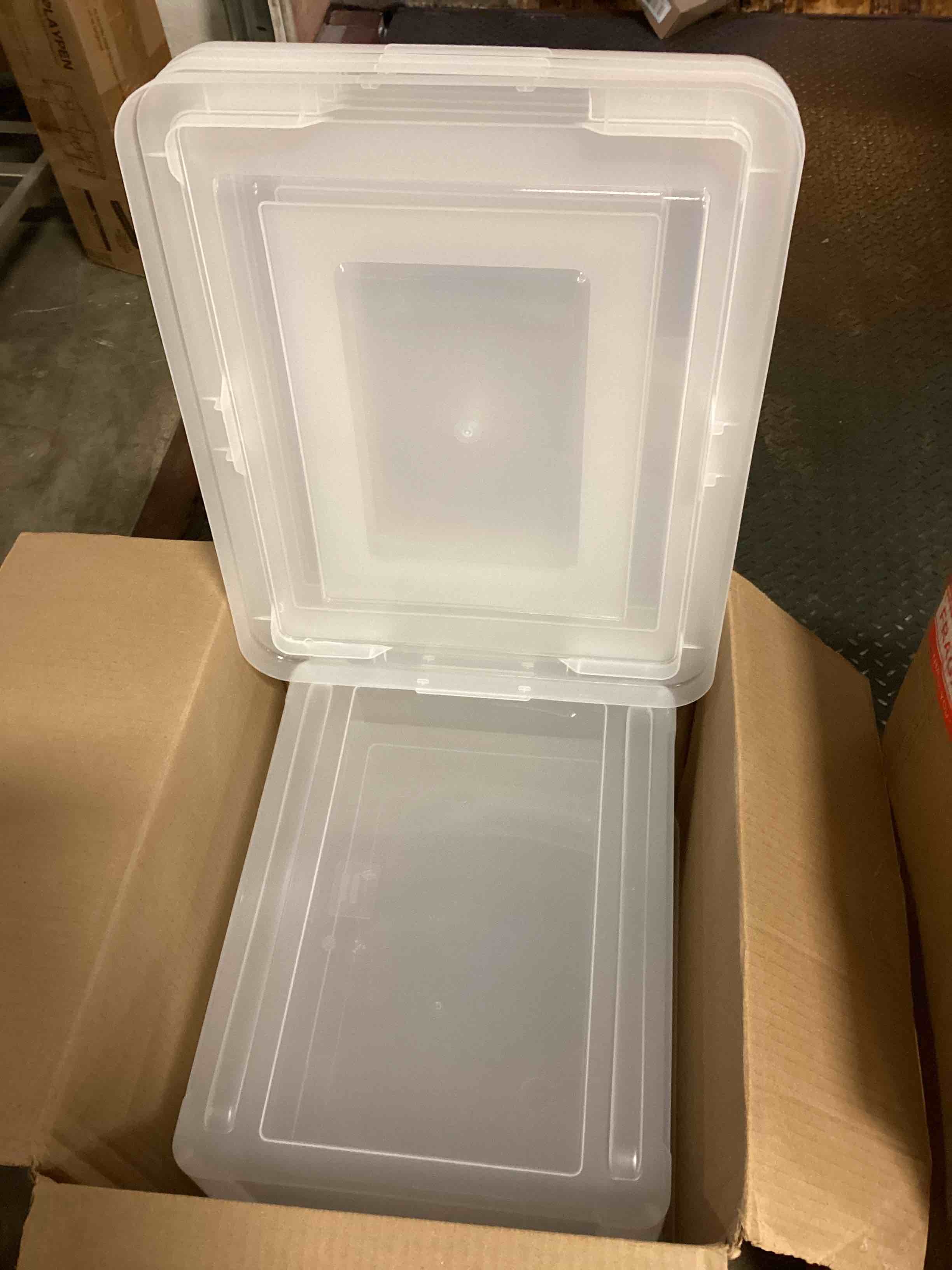 https://s3.amazonaws.com/lotting-images-prod/bidfta/BLU5628658_1700064866559.jpeg
