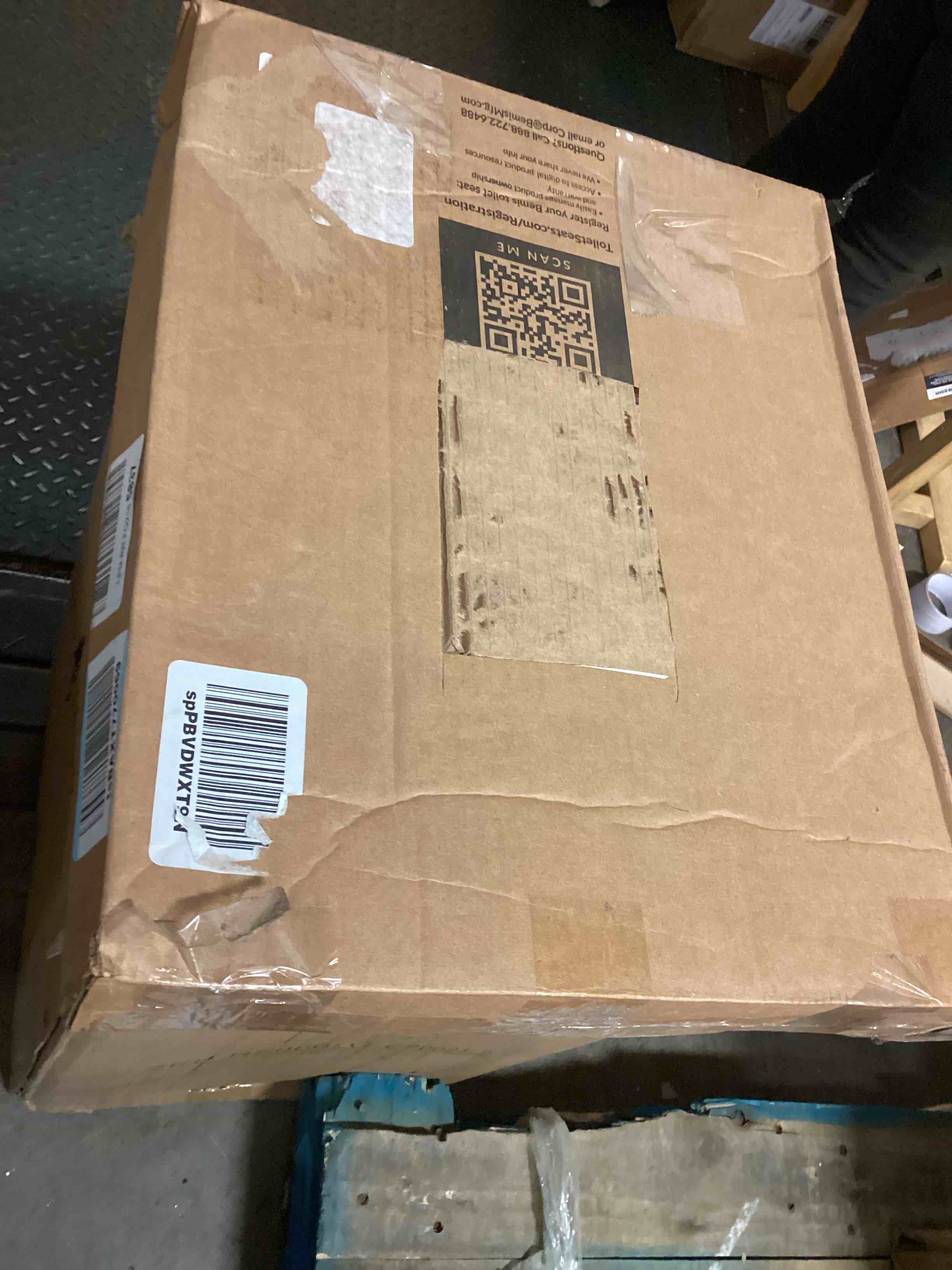 https://s3.amazonaws.com/lotting-images-prod/bidfta/BLU5628659_1700065021613.jpeg
