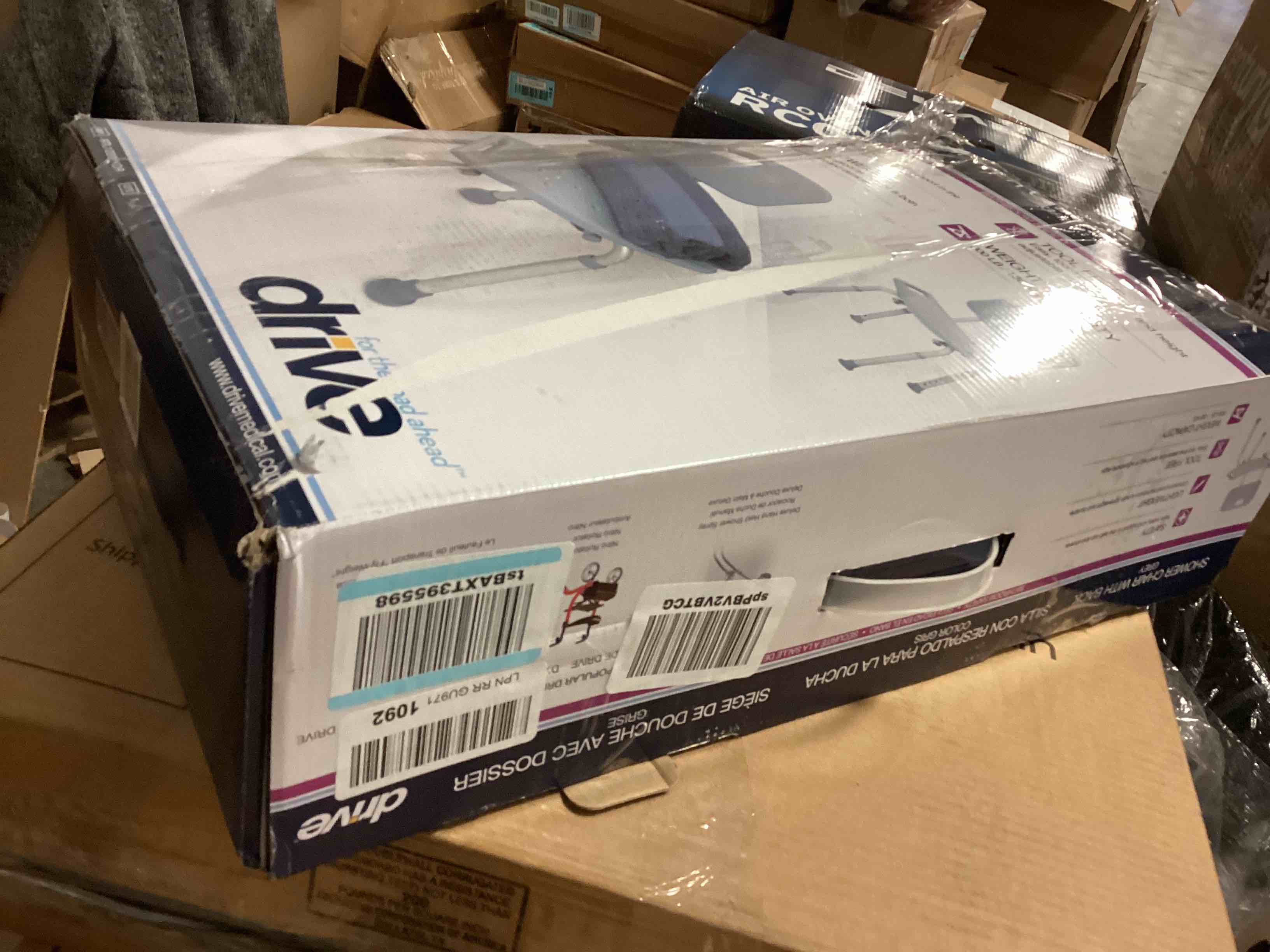 https://s3.amazonaws.com/lotting-images-prod/bidfta/BLU5628692_1700072202804.jpeg