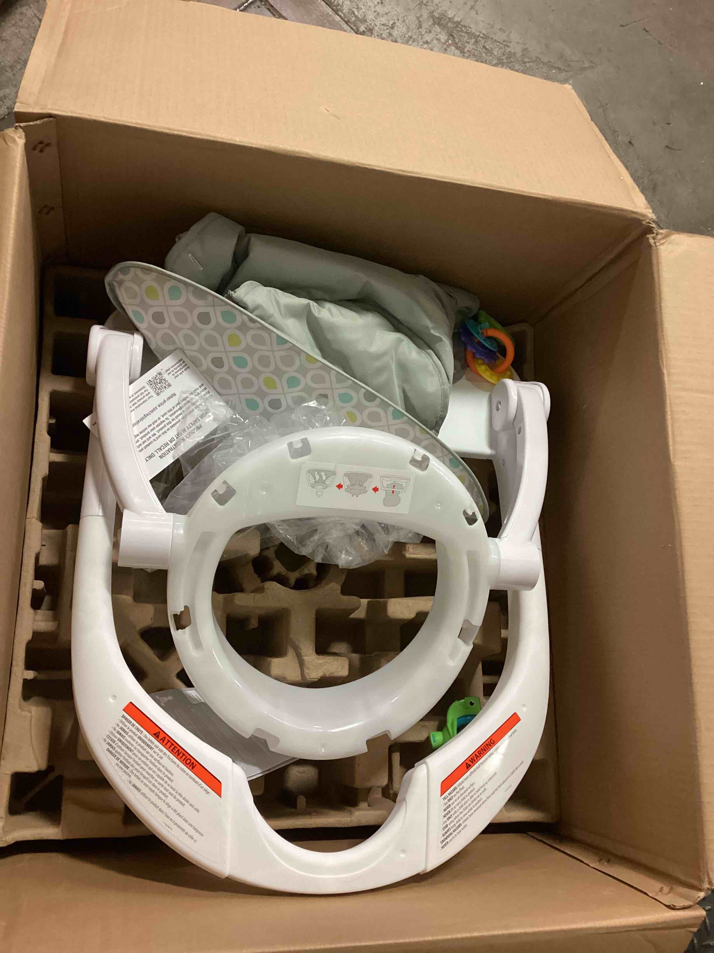 https://s3.amazonaws.com/lotting-images-prod/bidfta/BLU5628837_1700229834032.jpeg