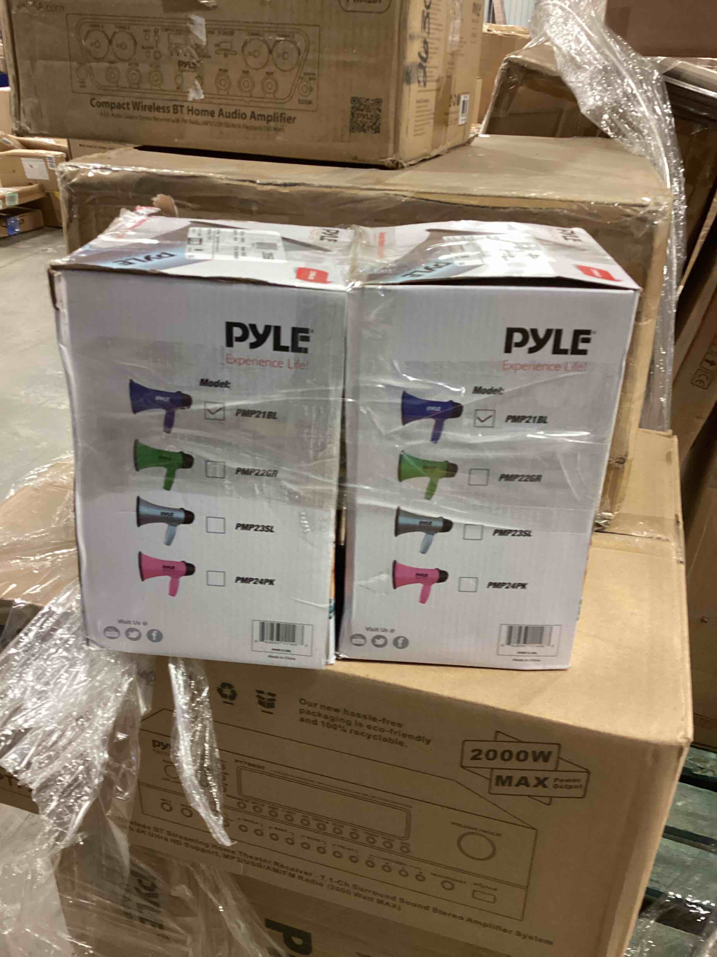 https://s3.amazonaws.com/lotting-images-prod/bidfta/BLU5629073_1700843893184.jpeg