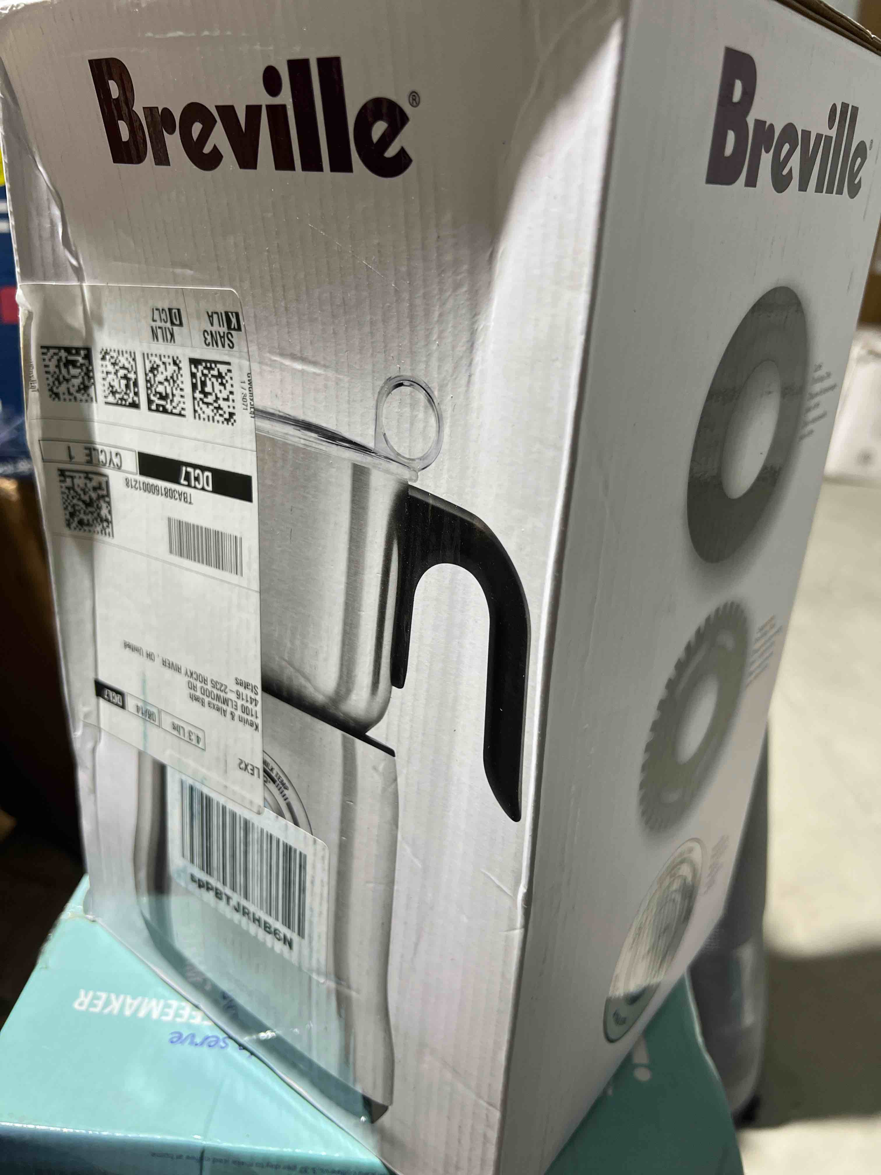 https://s3.amazonaws.com/lotting-images-prod/bidfta/BLU5661695_1703103684020.jpeg