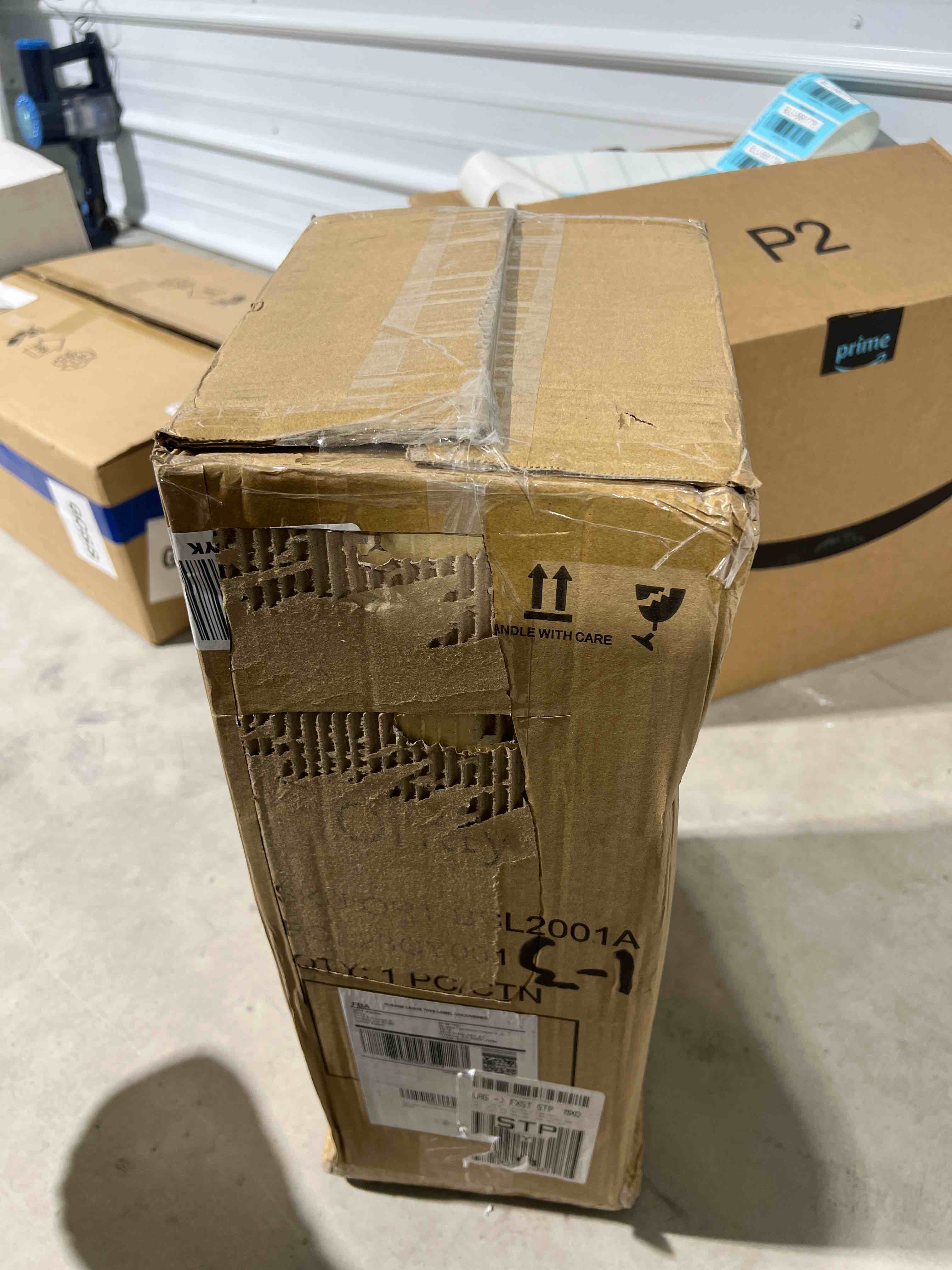 https://s3.amazonaws.com/lotting-images-prod/bidfta/BLU5661770_1703203854905.jpeg