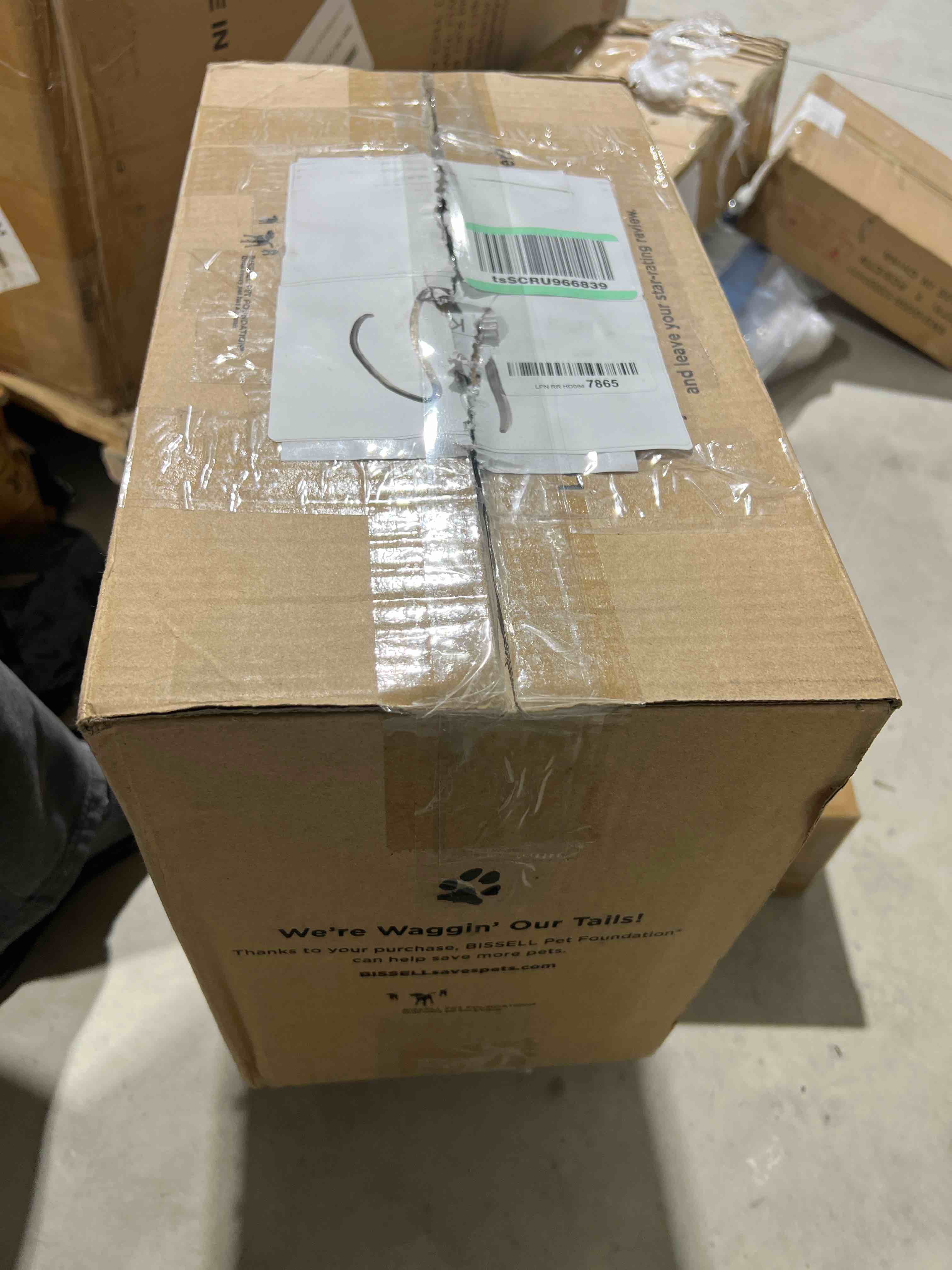 https://s3.amazonaws.com/lotting-images-prod/bidfta/BLU5661775_1703207326869.jpeg