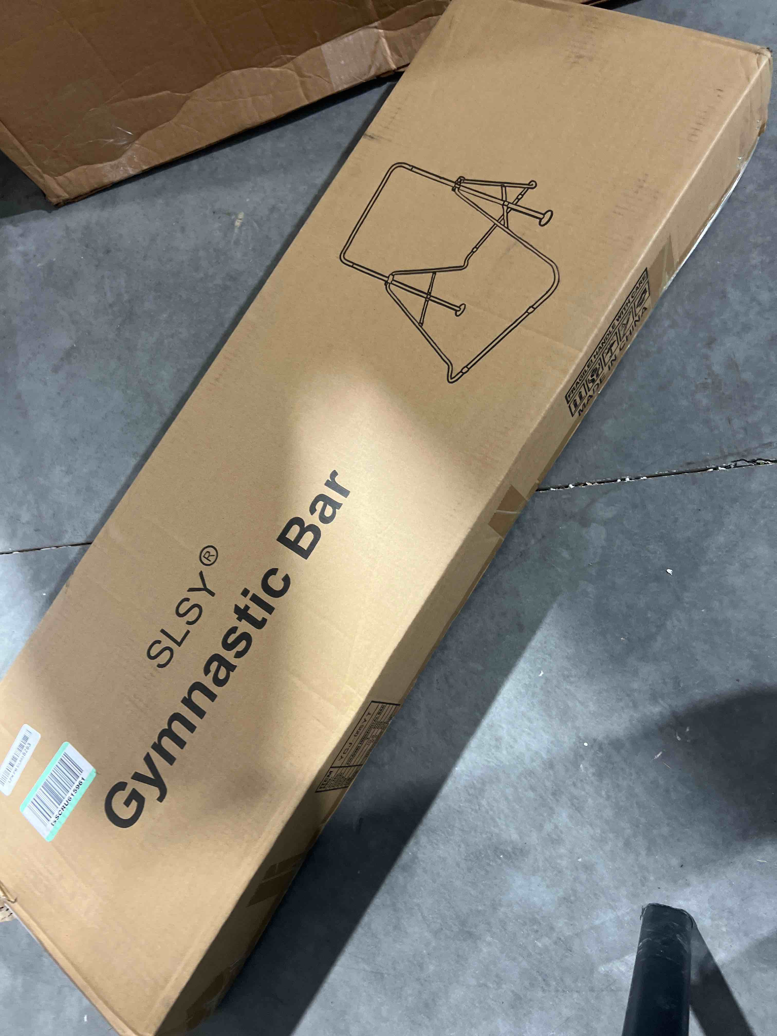 https://s3.amazonaws.com/lotting-images-prod/bidfta/BLU5662026_1703981336971.jpeg