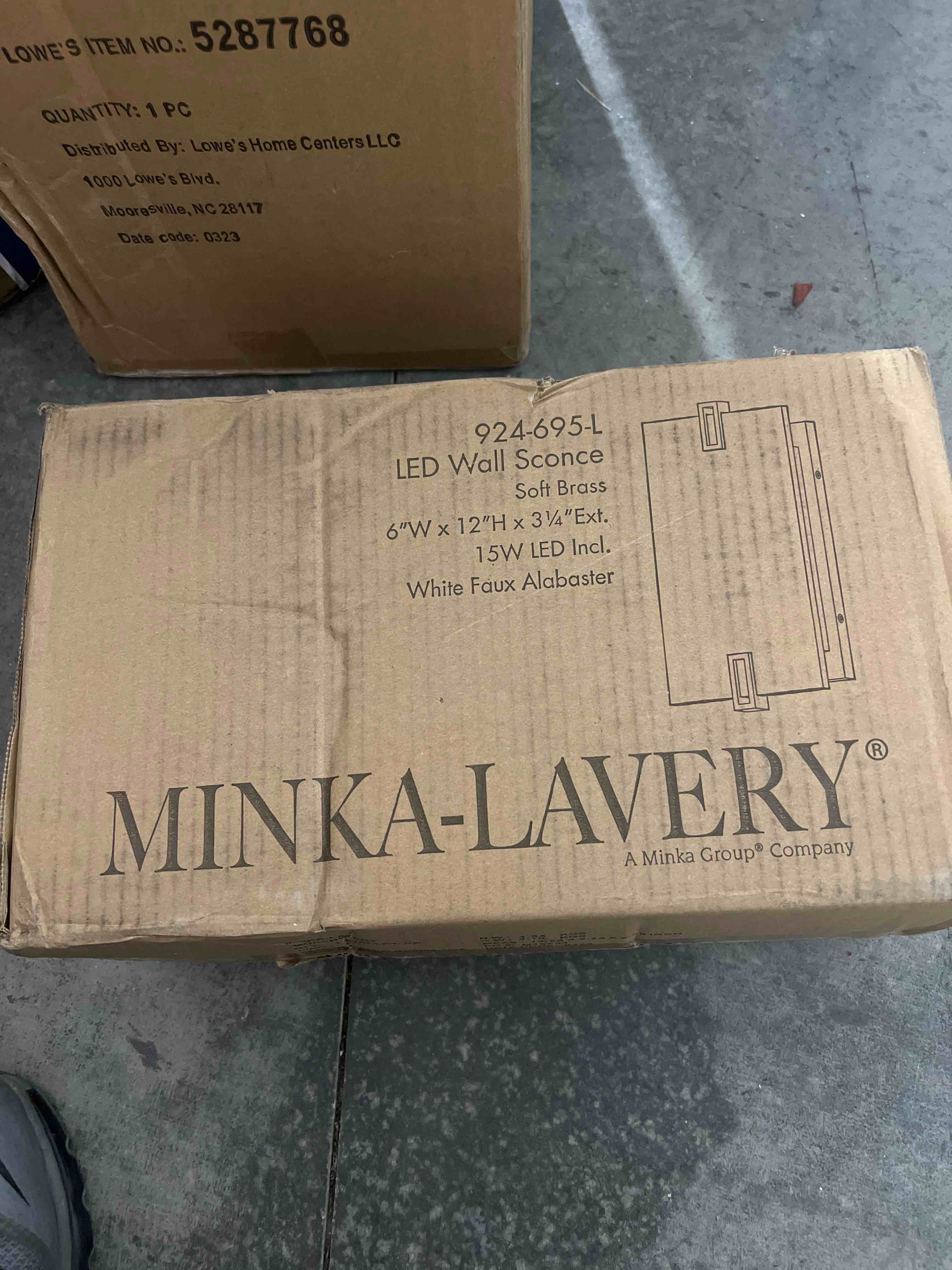 https://s3.amazonaws.com/lotting-images-prod/bidfta/BLU5662110_1704350584935.jpeg