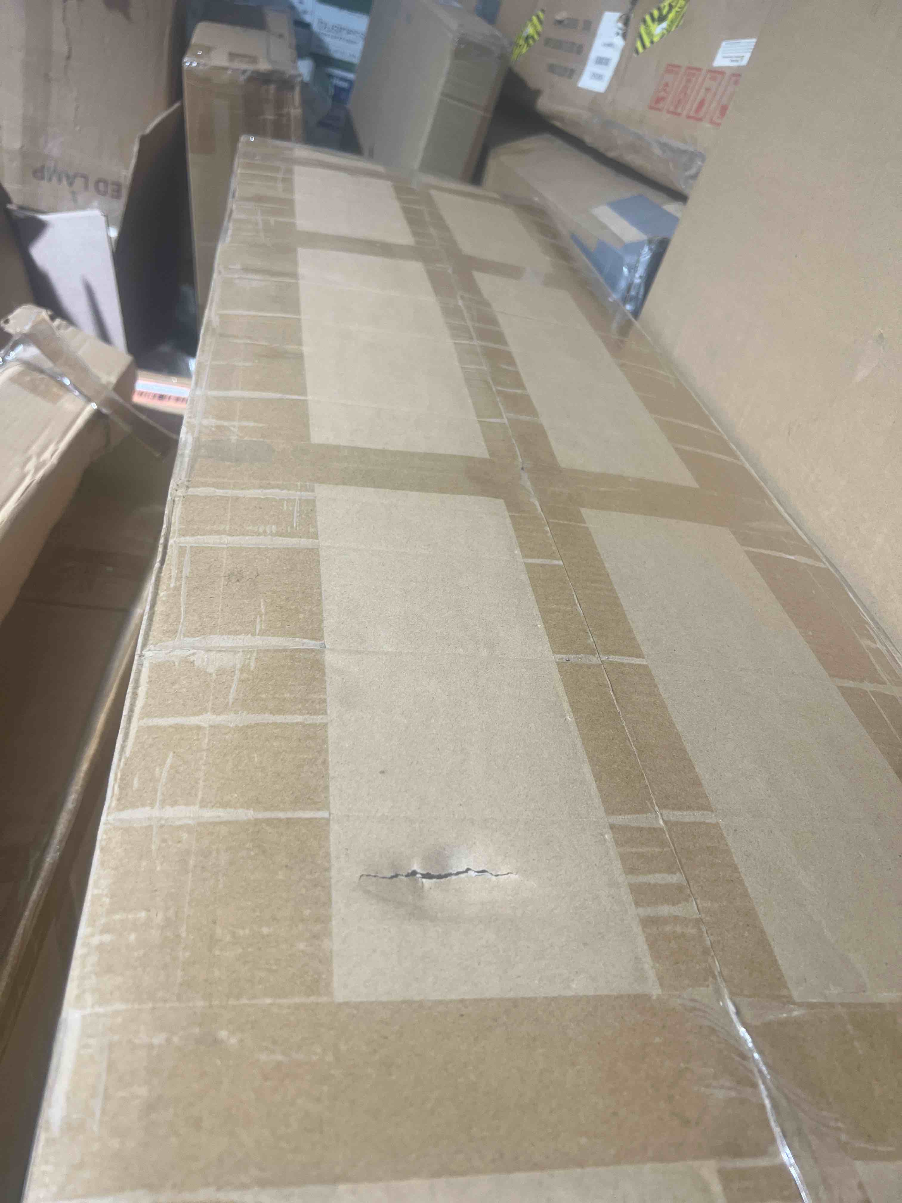 https://s3.amazonaws.com/lotting-images-prod/bidfta/BLU5662721_1710205569962.jpeg