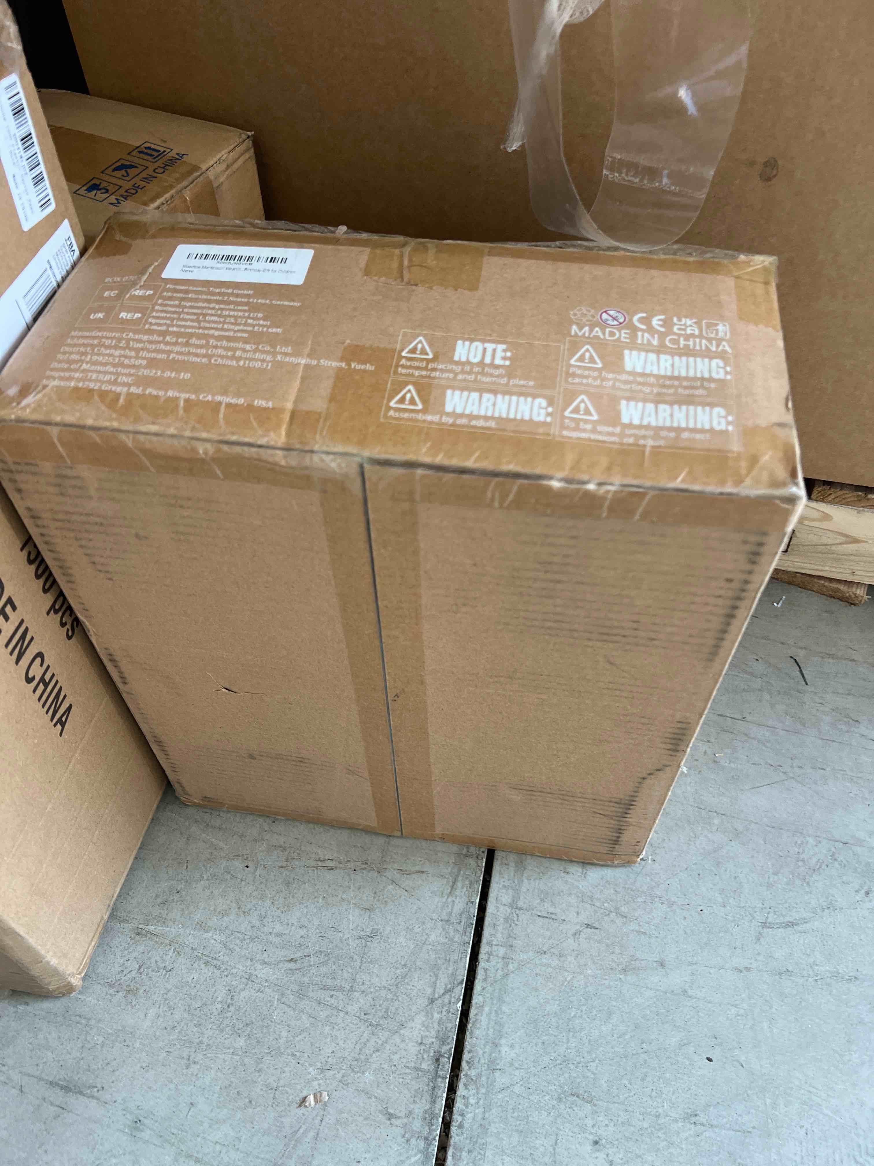 https://s3.amazonaws.com/lotting-images-prod/bidfta/BLU5662916_1713134848752.jpeg