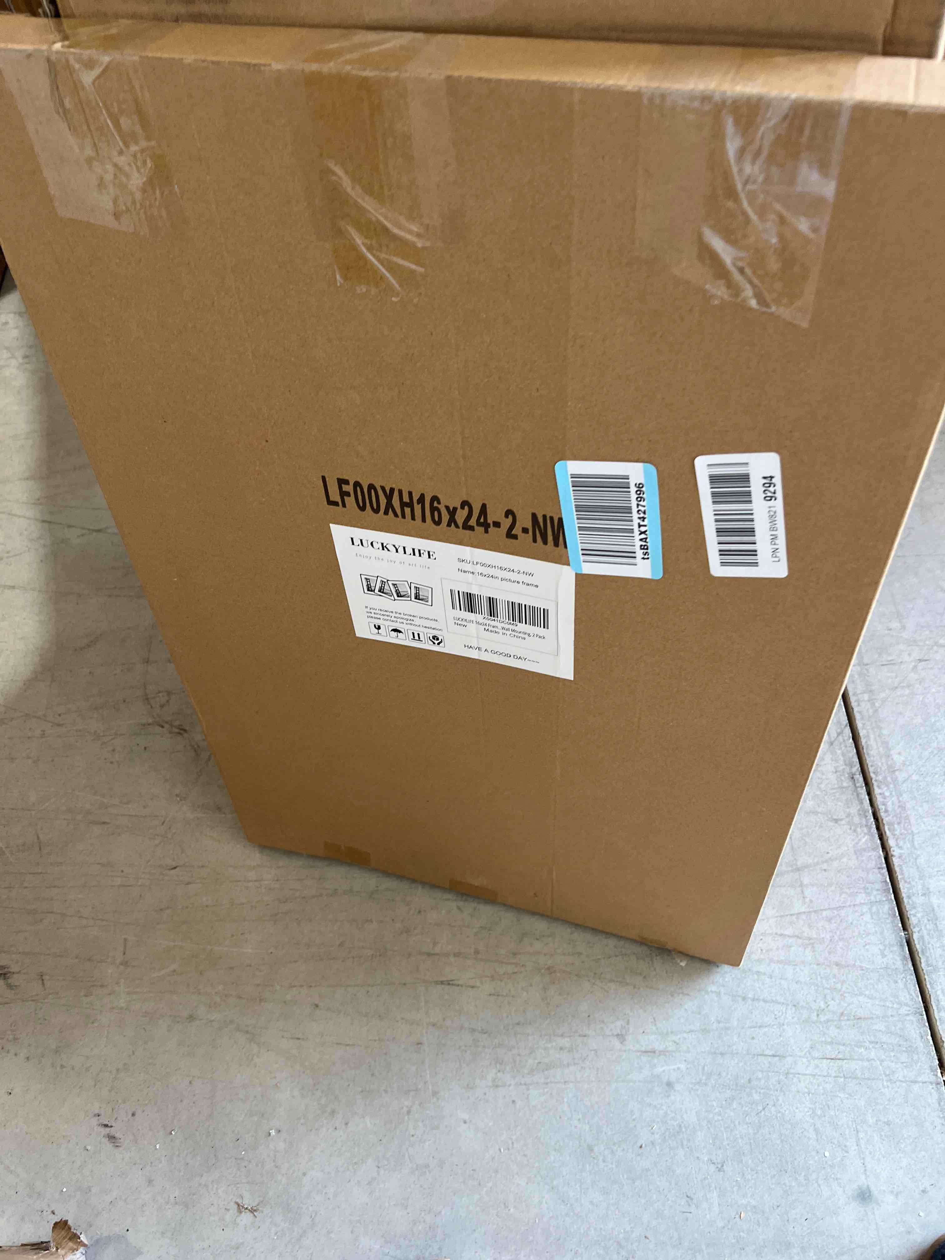 https://s3.amazonaws.com/lotting-images-prod/bidfta/BLU5662919_1713135354835.jpeg