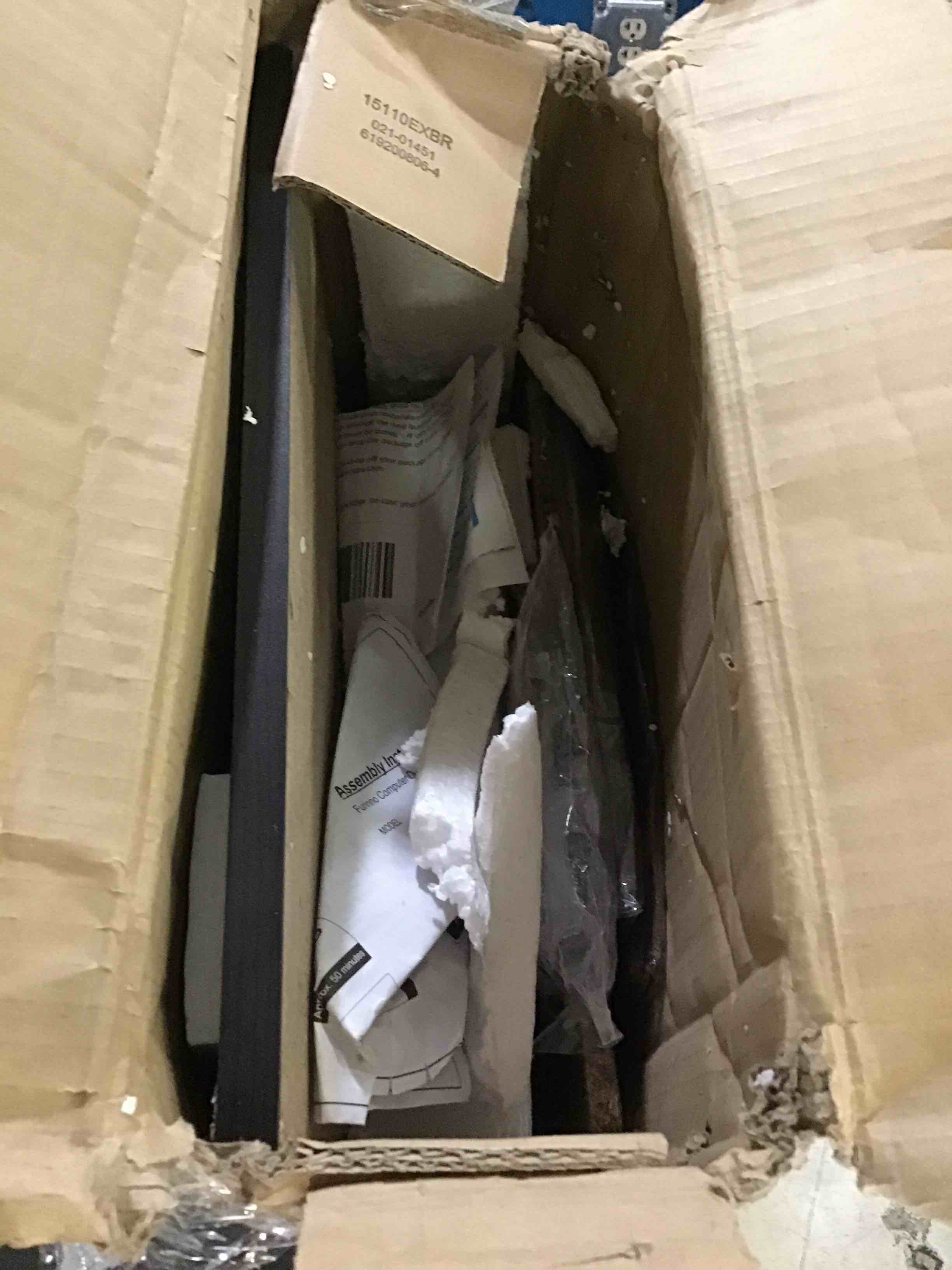 https://s3.amazonaws.com/lotting-images-prod/bidfta/BLU5663402_1696013536057.jpeg