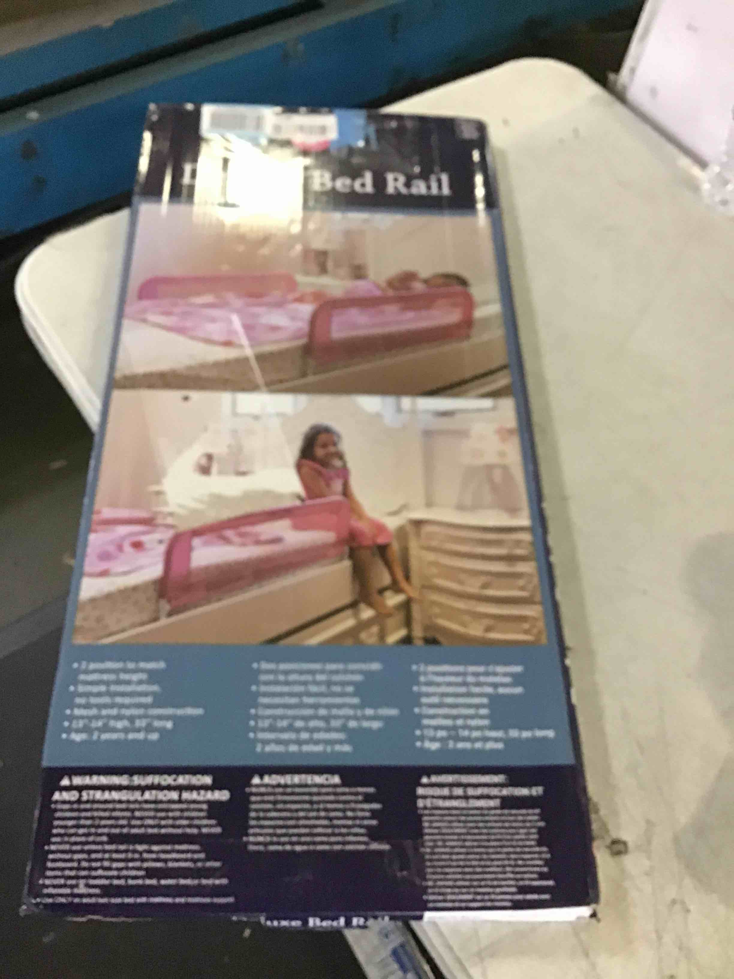 https://s3.amazonaws.com/lotting-images-prod/bidfta/BLU5663417_1696017249848.jpeg