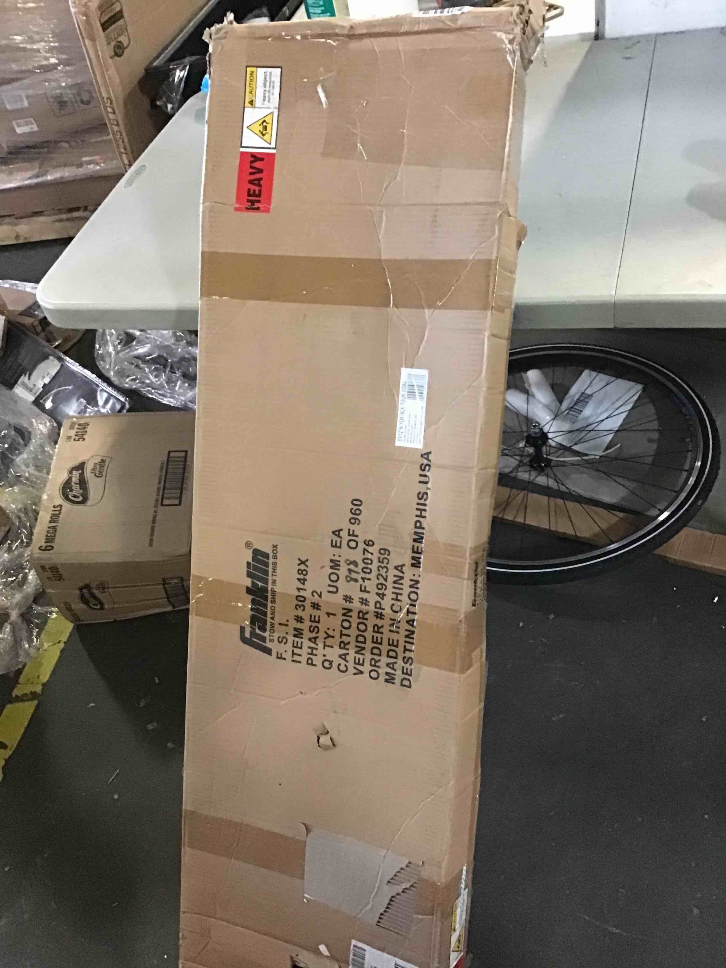 https://s3.amazonaws.com/lotting-images-prod/bidfta/BLU5663487_1696253079805.jpeg