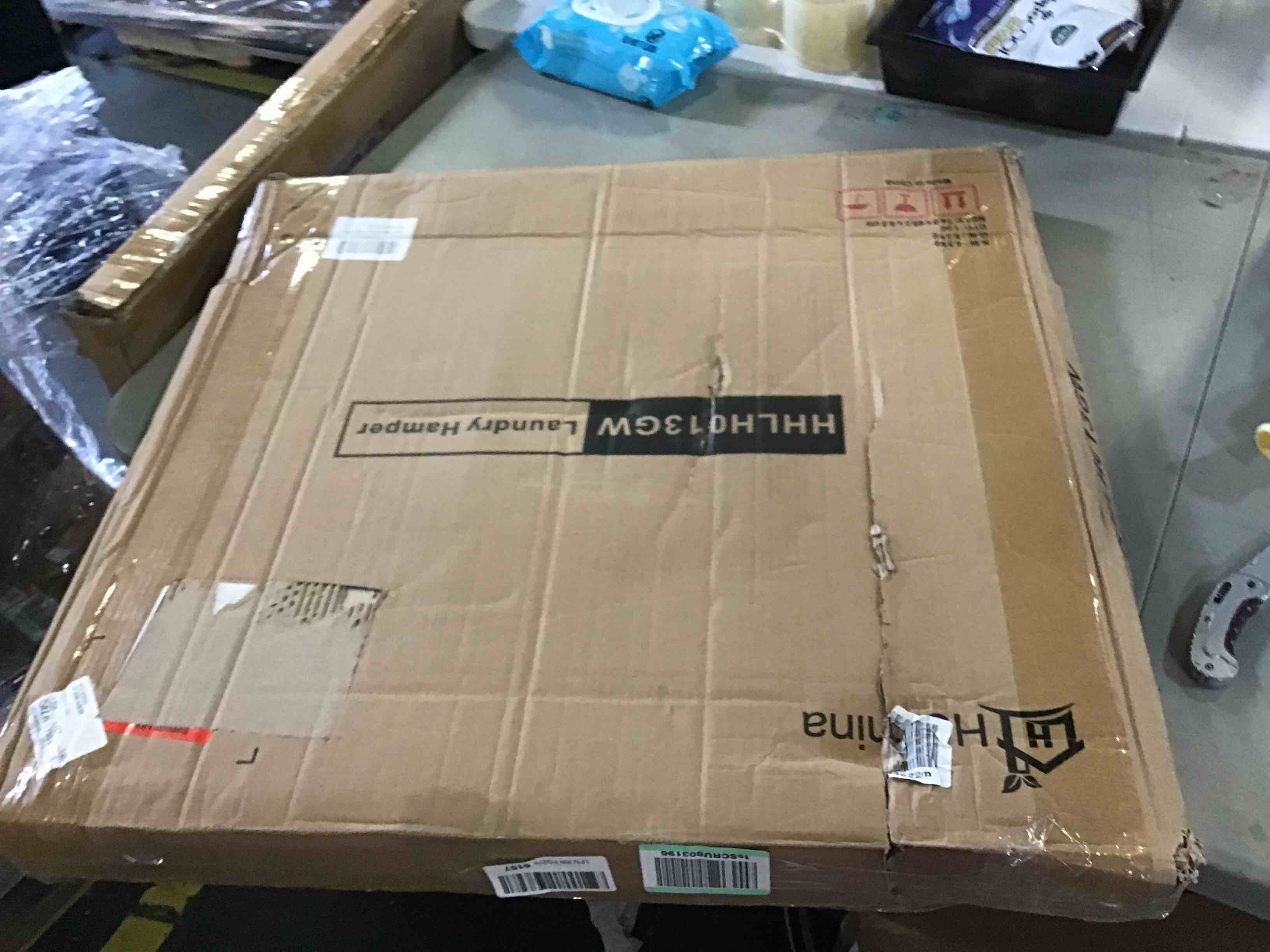 https://s3.amazonaws.com/lotting-images-prod/bidfta/BLU5663542_1696263862374.jpeg