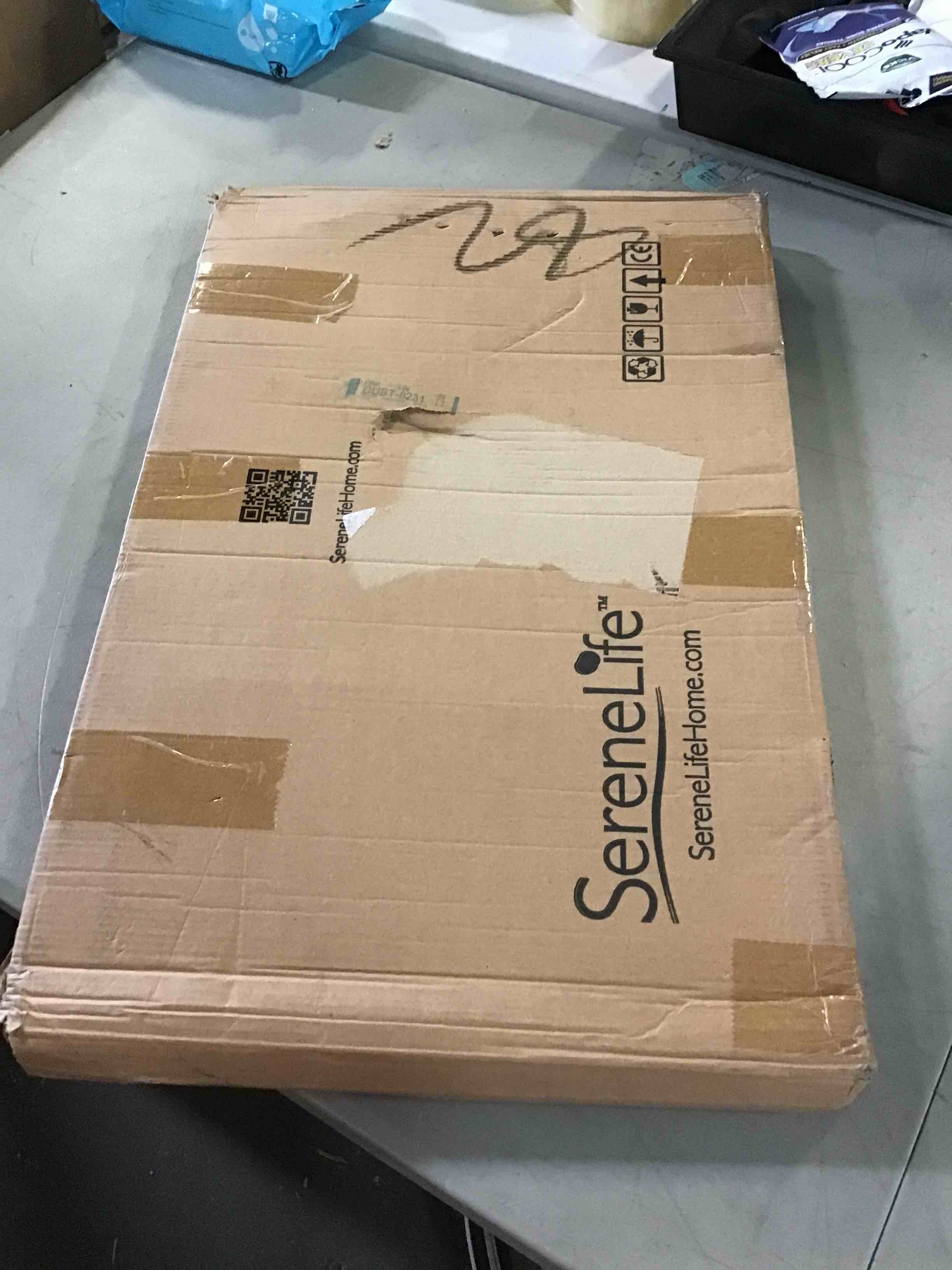 https://s3.amazonaws.com/lotting-images-prod/bidfta/BLU5663558_1696268760775.jpeg