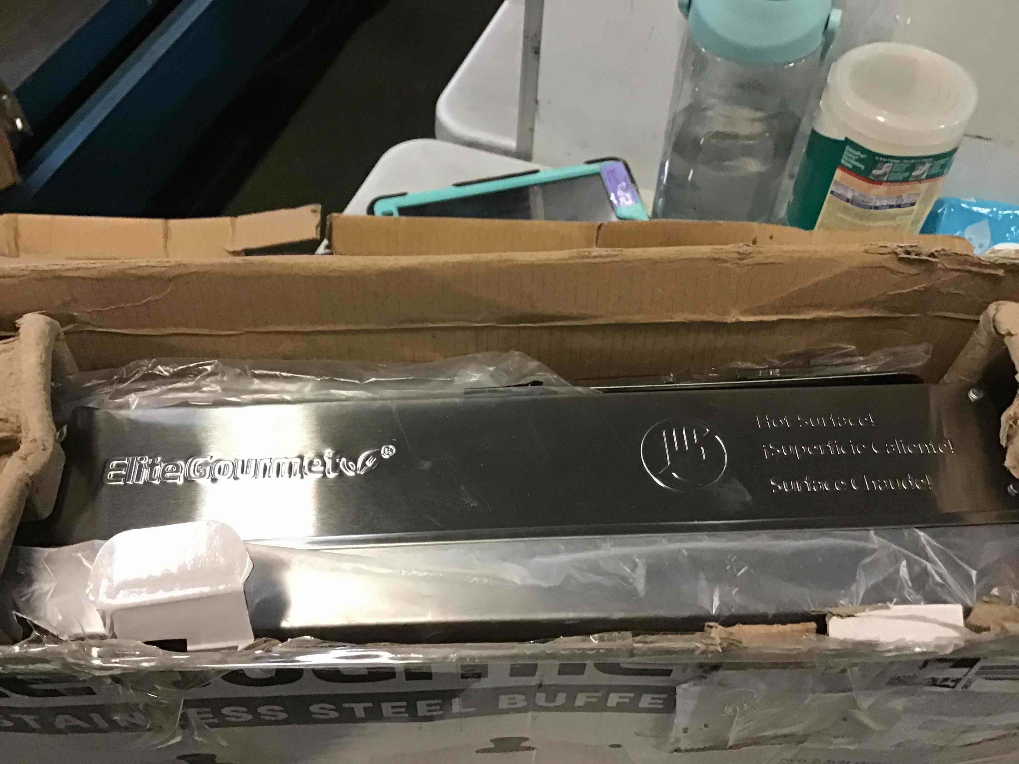https://s3.amazonaws.com/lotting-images-prod/bidfta/BLU5663980_1696536707159.jpeg