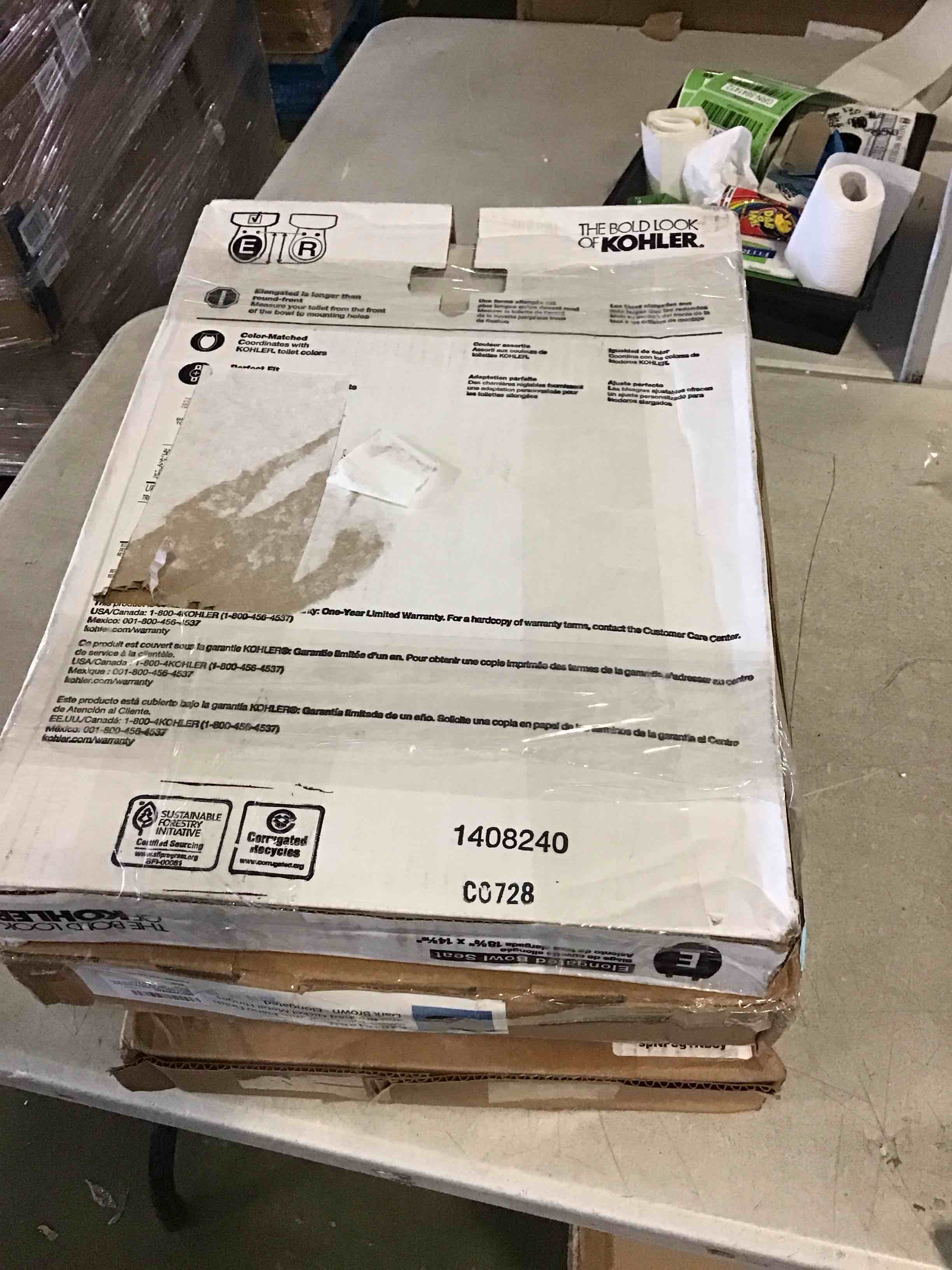 https://s3.amazonaws.com/lotting-images-prod/bidfta/BLU5664207_1696622294330.jpeg