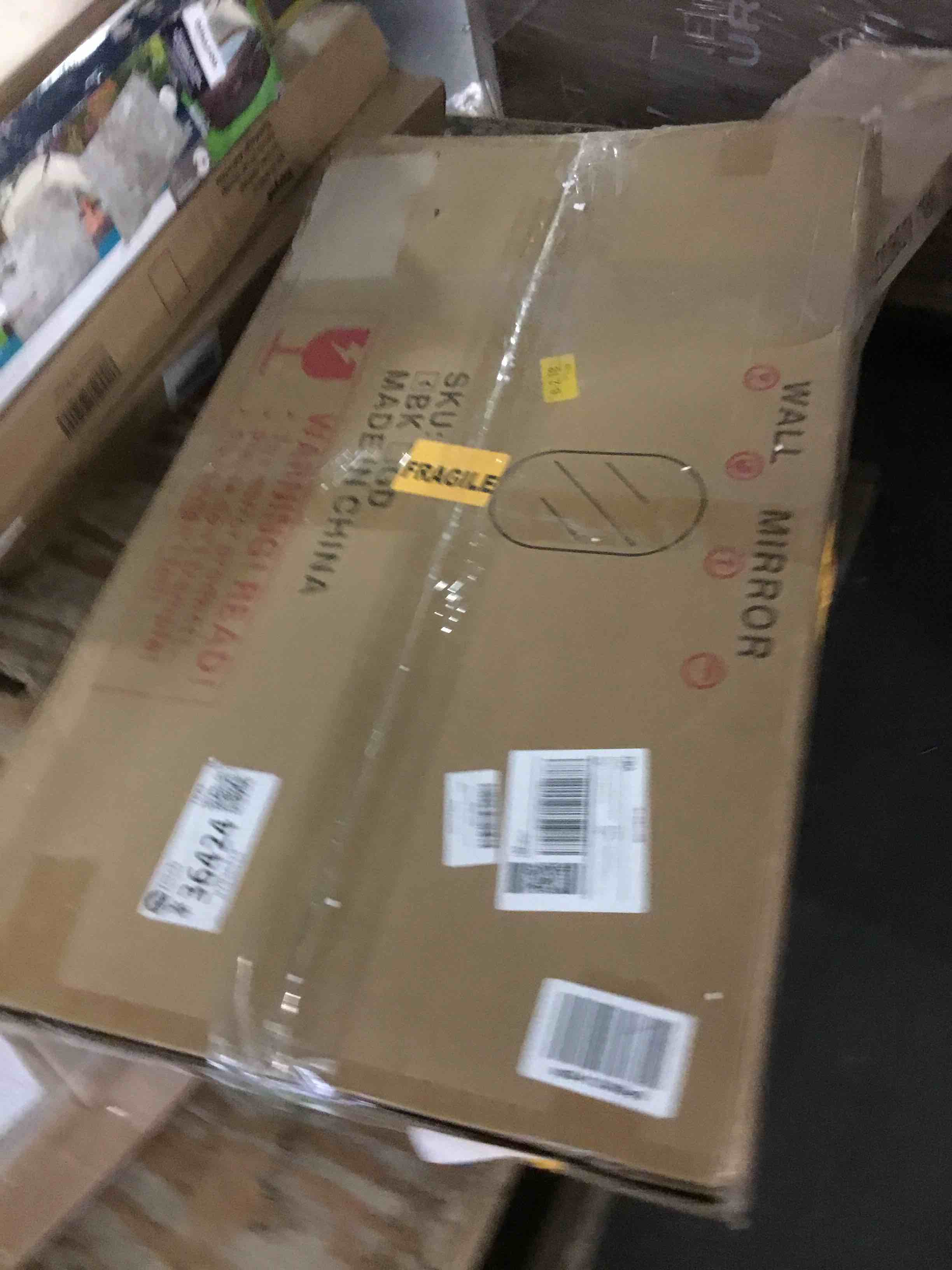 https://s3.amazonaws.com/lotting-images-prod/bidfta/BLU5664458_1695729551985.jpeg