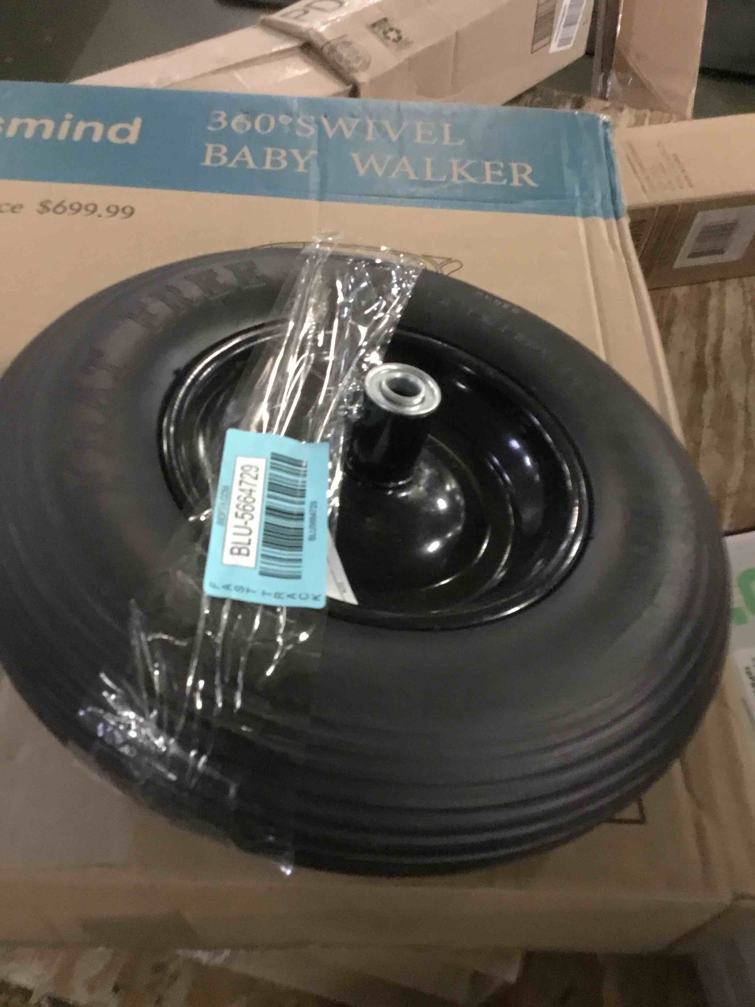 https://s3.amazonaws.com/lotting-images-prod/bidfta/BLU5664729_1695822644497.jpeg