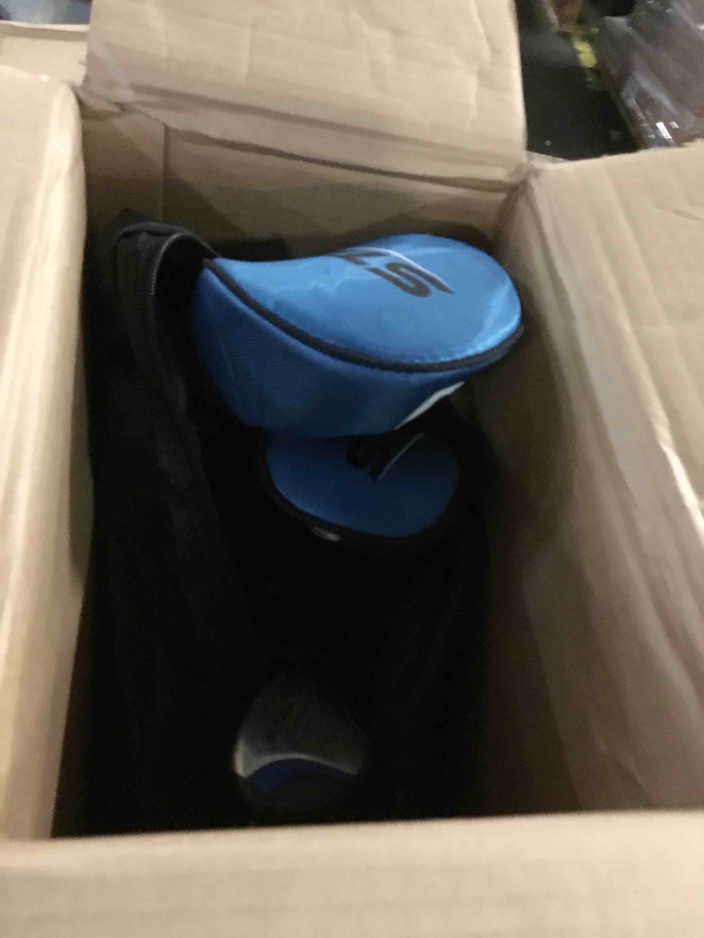 https://s3.amazonaws.com/lotting-images-prod/bidfta/BLU5665186_1695989459788.jpeg