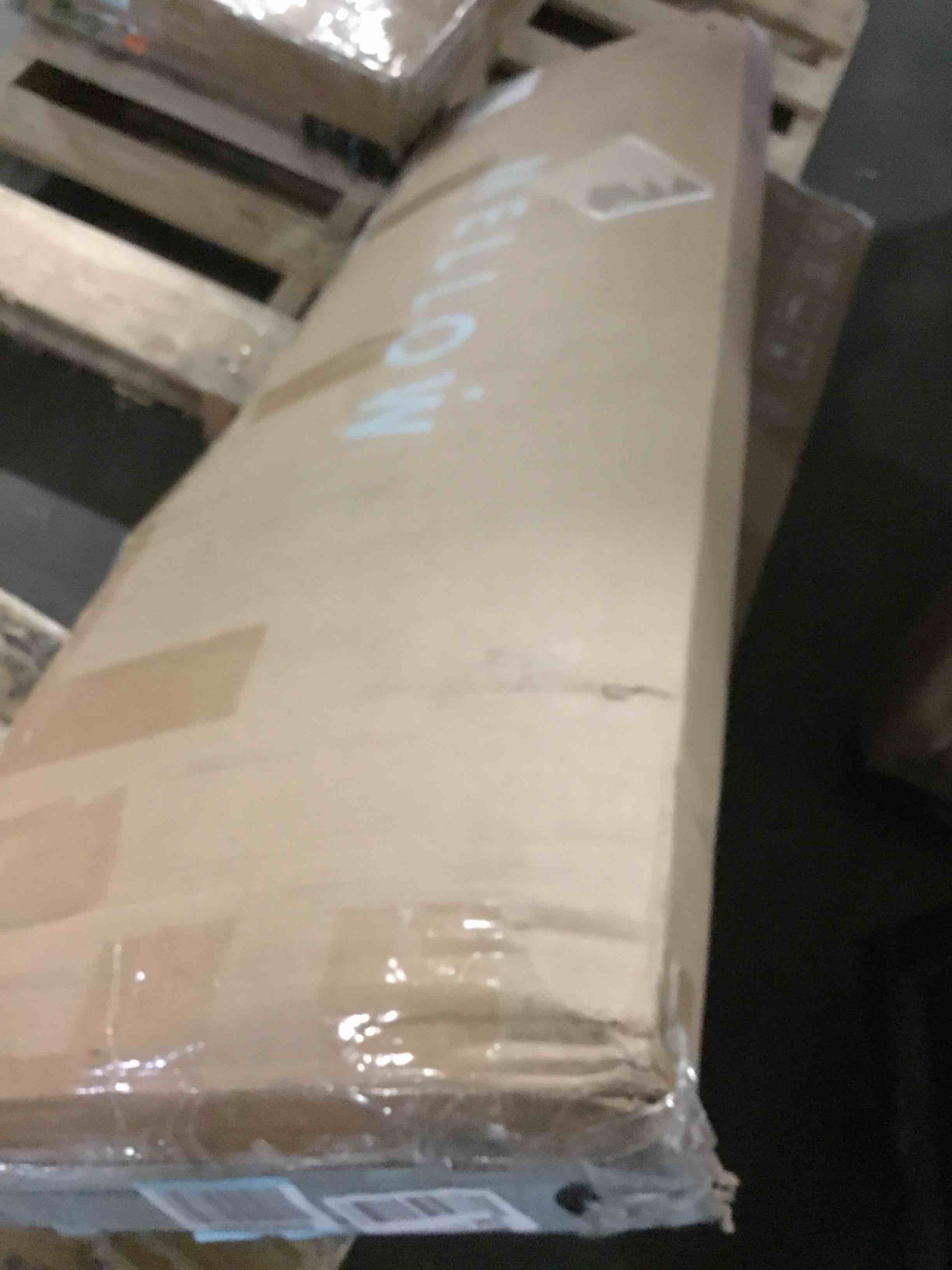 https://s3.amazonaws.com/lotting-images-prod/bidfta/BLU5665626_1696332827605.jpeg