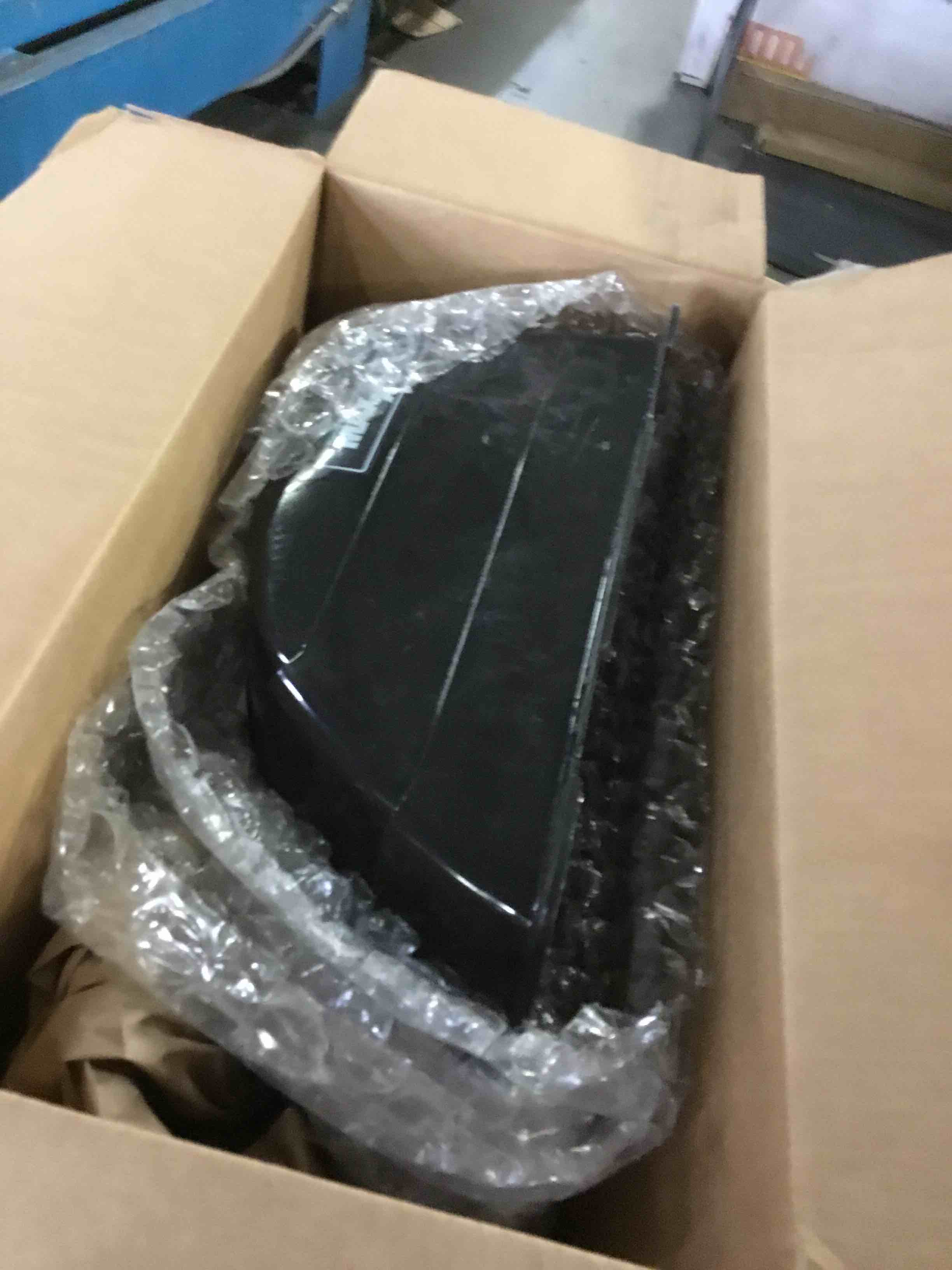 https://s3.amazonaws.com/lotting-images-prod/bidfta/BLU5665659_1696336277796.jpeg