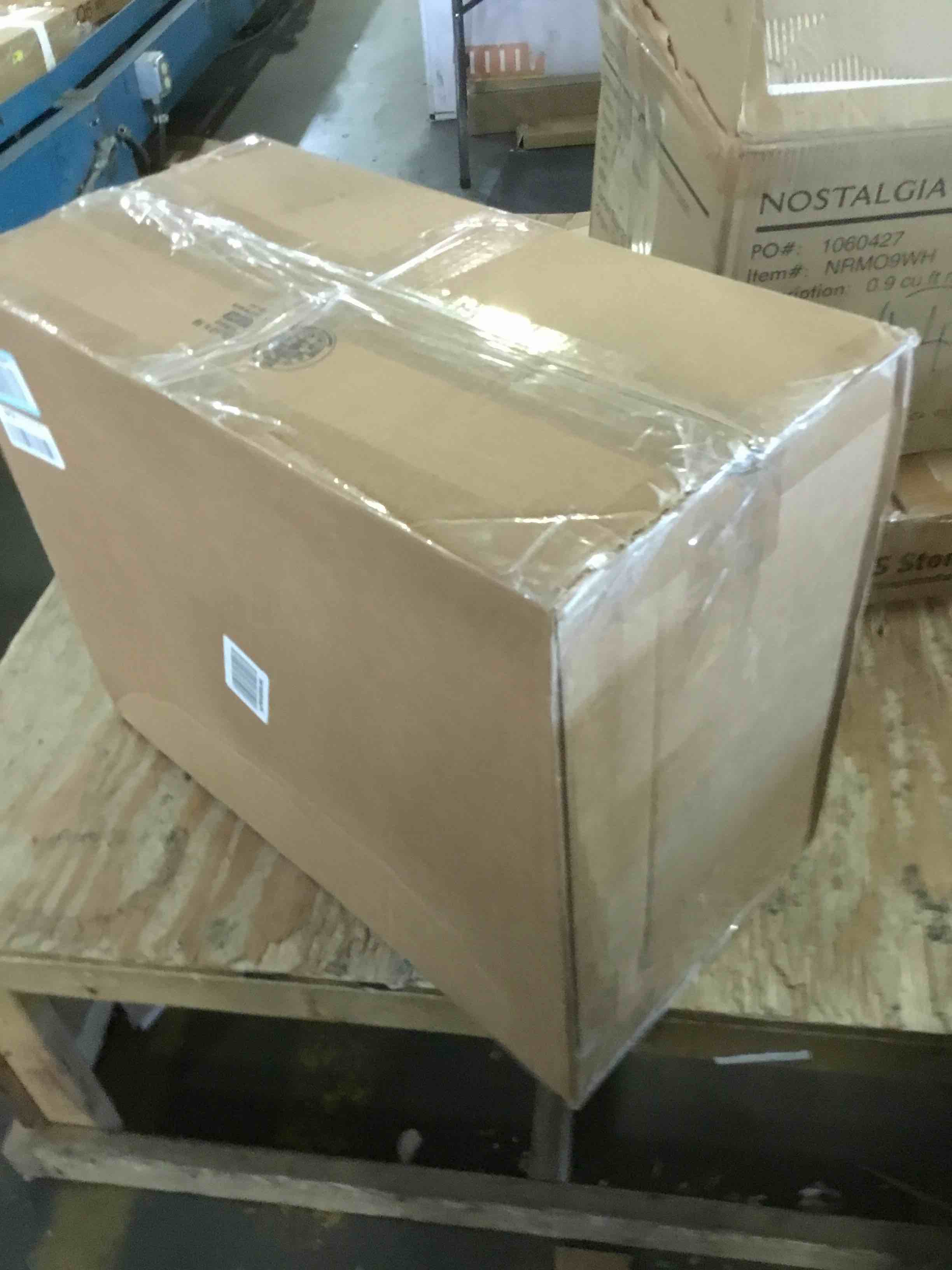 https://s3.amazonaws.com/lotting-images-prod/bidfta/BLU5665659_1696336297498.jpeg
