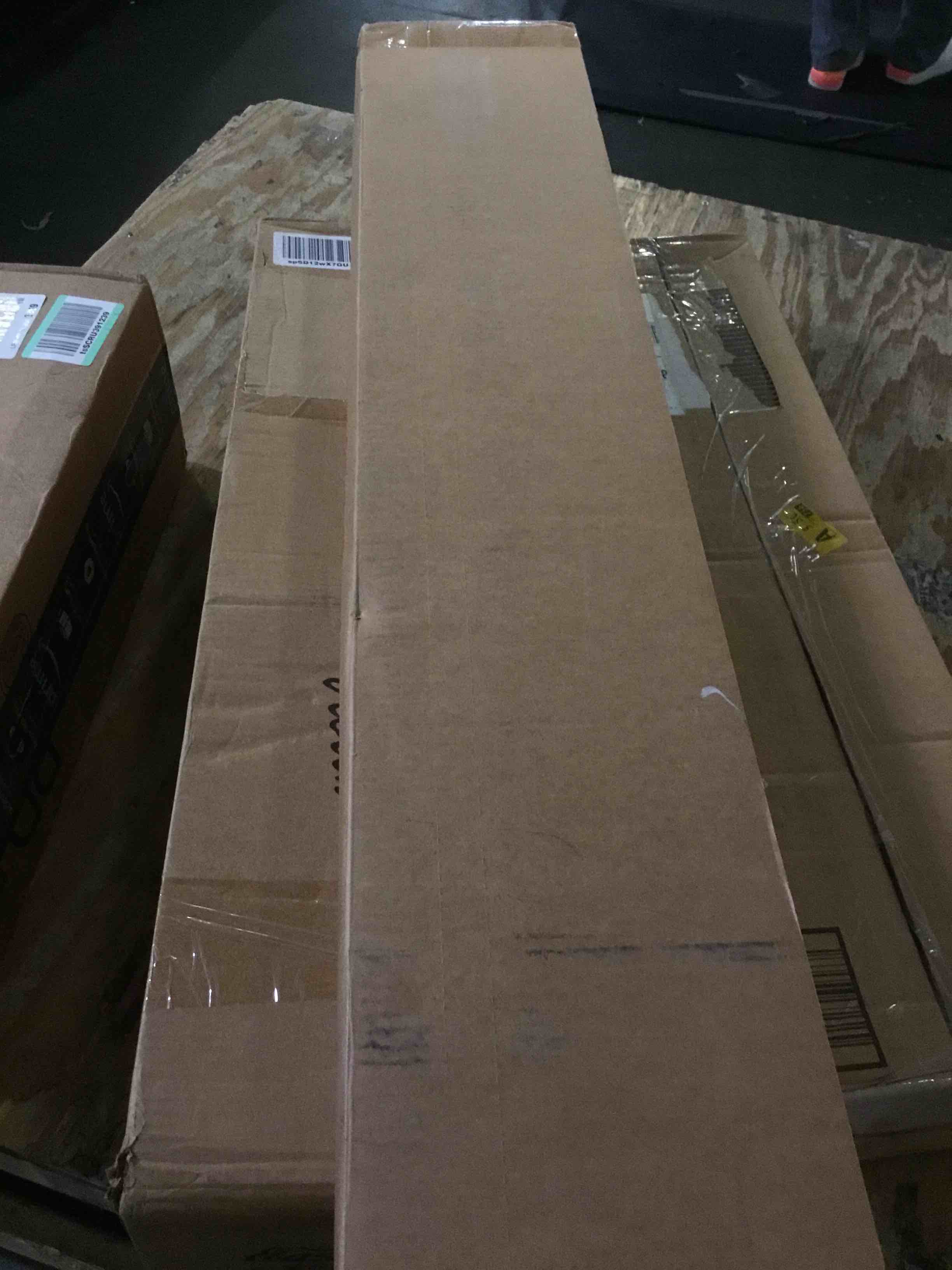 https://s3.amazonaws.com/lotting-images-prod/bidfta/BLU5665818_1696361634368.jpeg