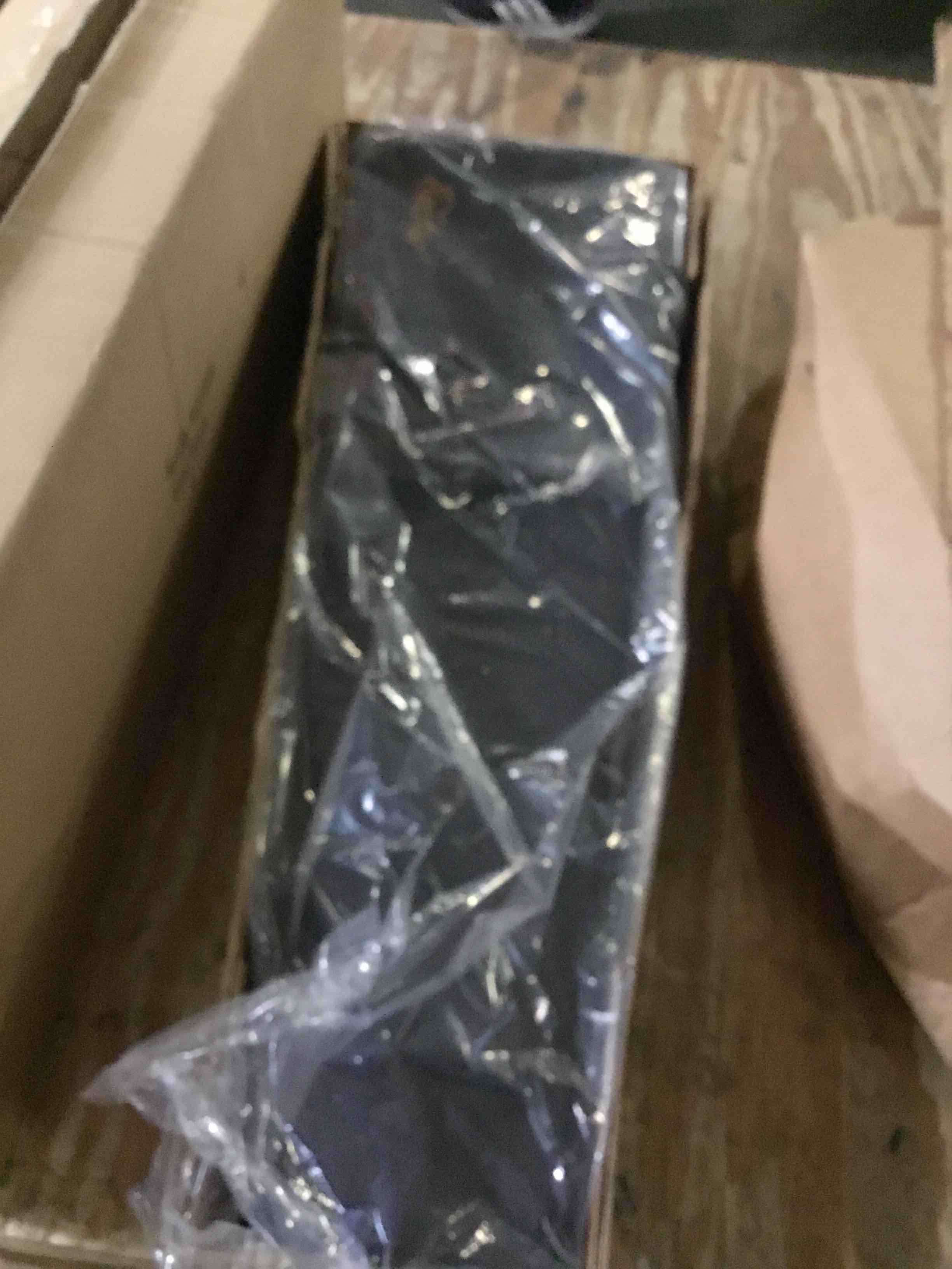 https://s3.amazonaws.com/lotting-images-prod/bidfta/BLU5665825_1696362503950.jpeg