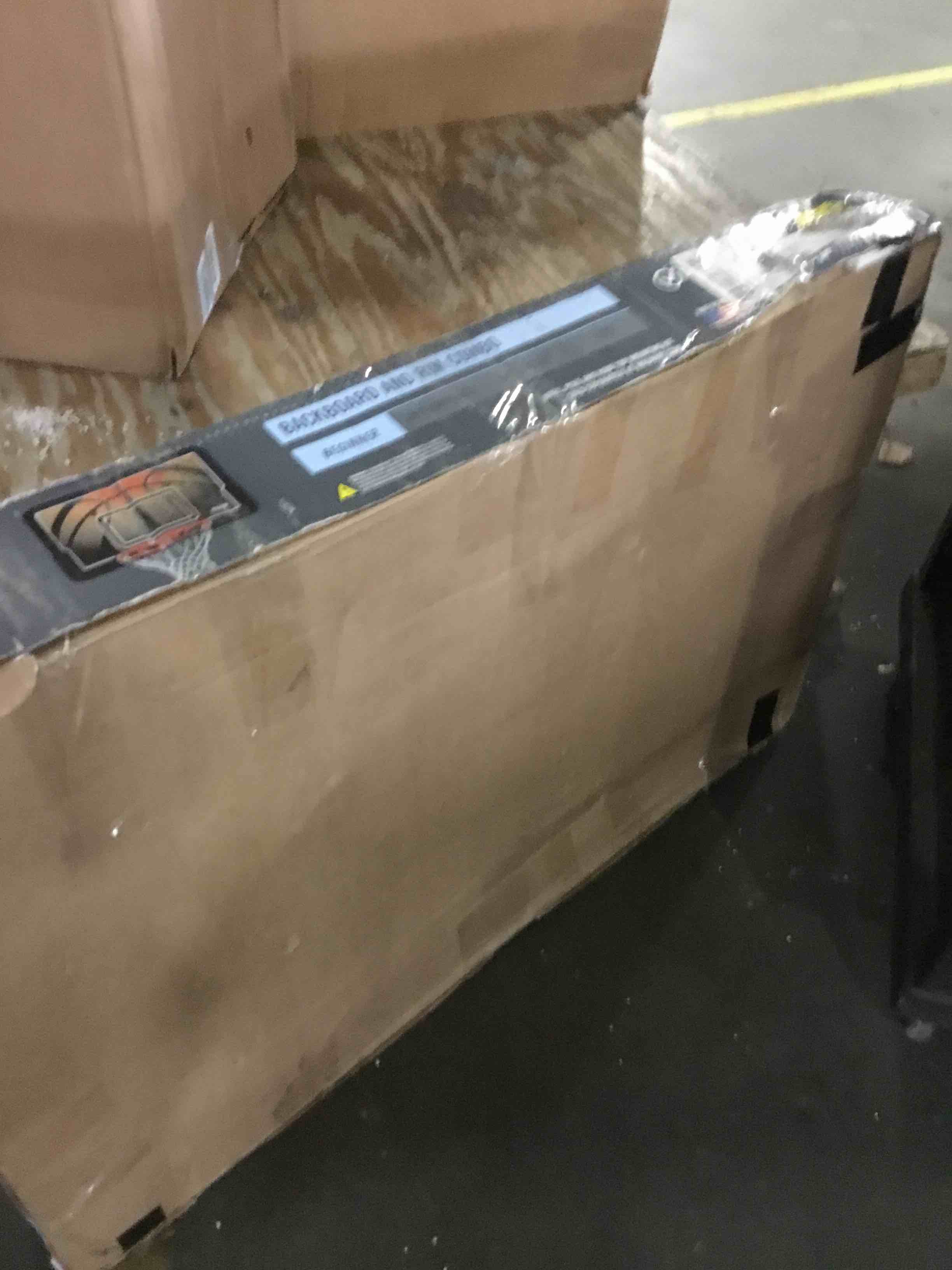 https://s3.amazonaws.com/lotting-images-prod/bidfta/BLU5665871_1696421397966.jpeg